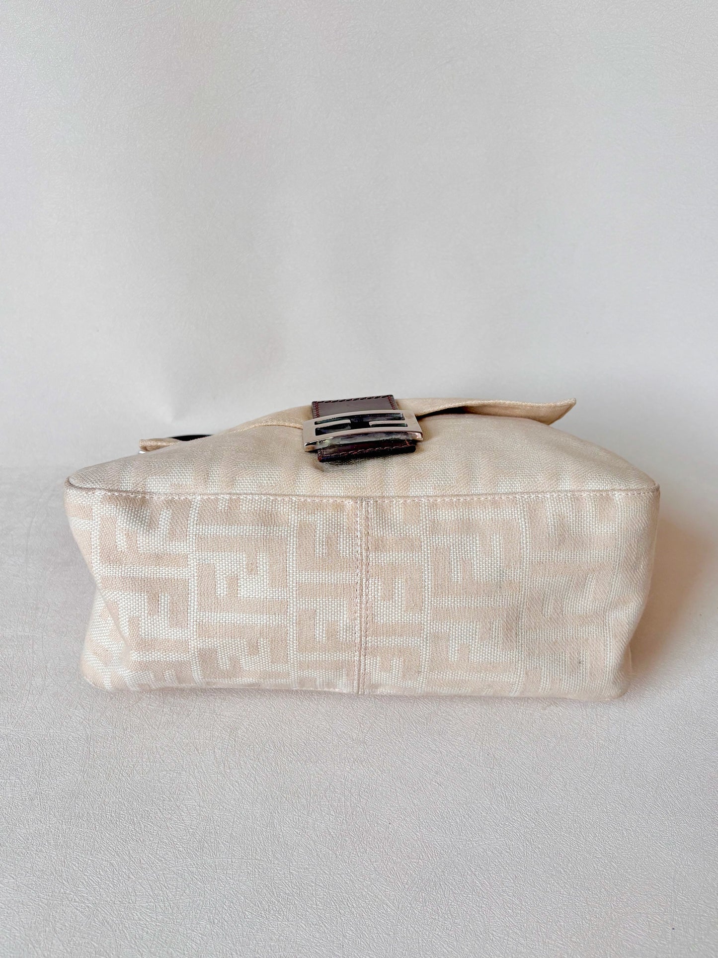 FENDI Sac Mamma Baguette