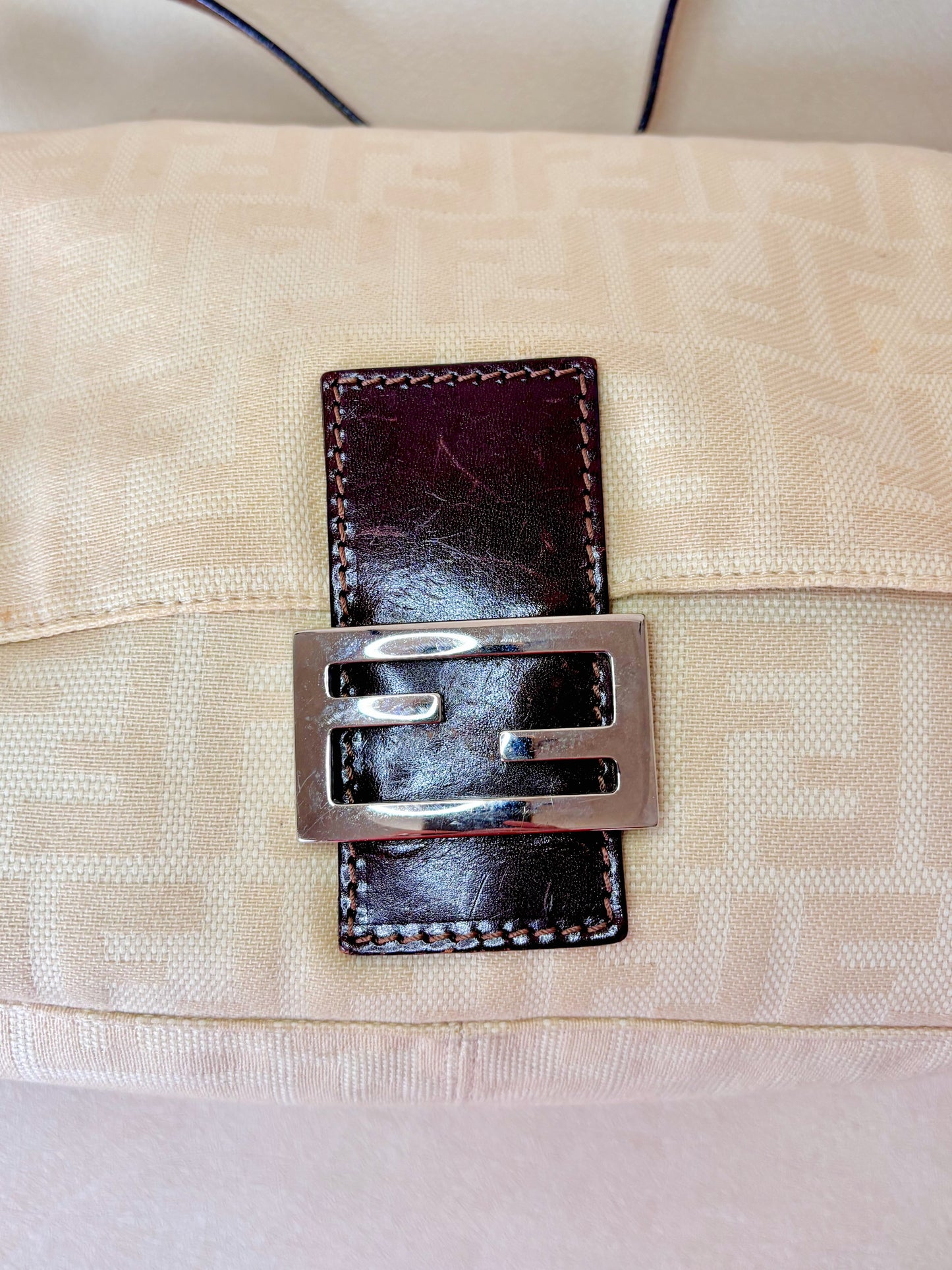 FENDI Sac Mamma Baguette
