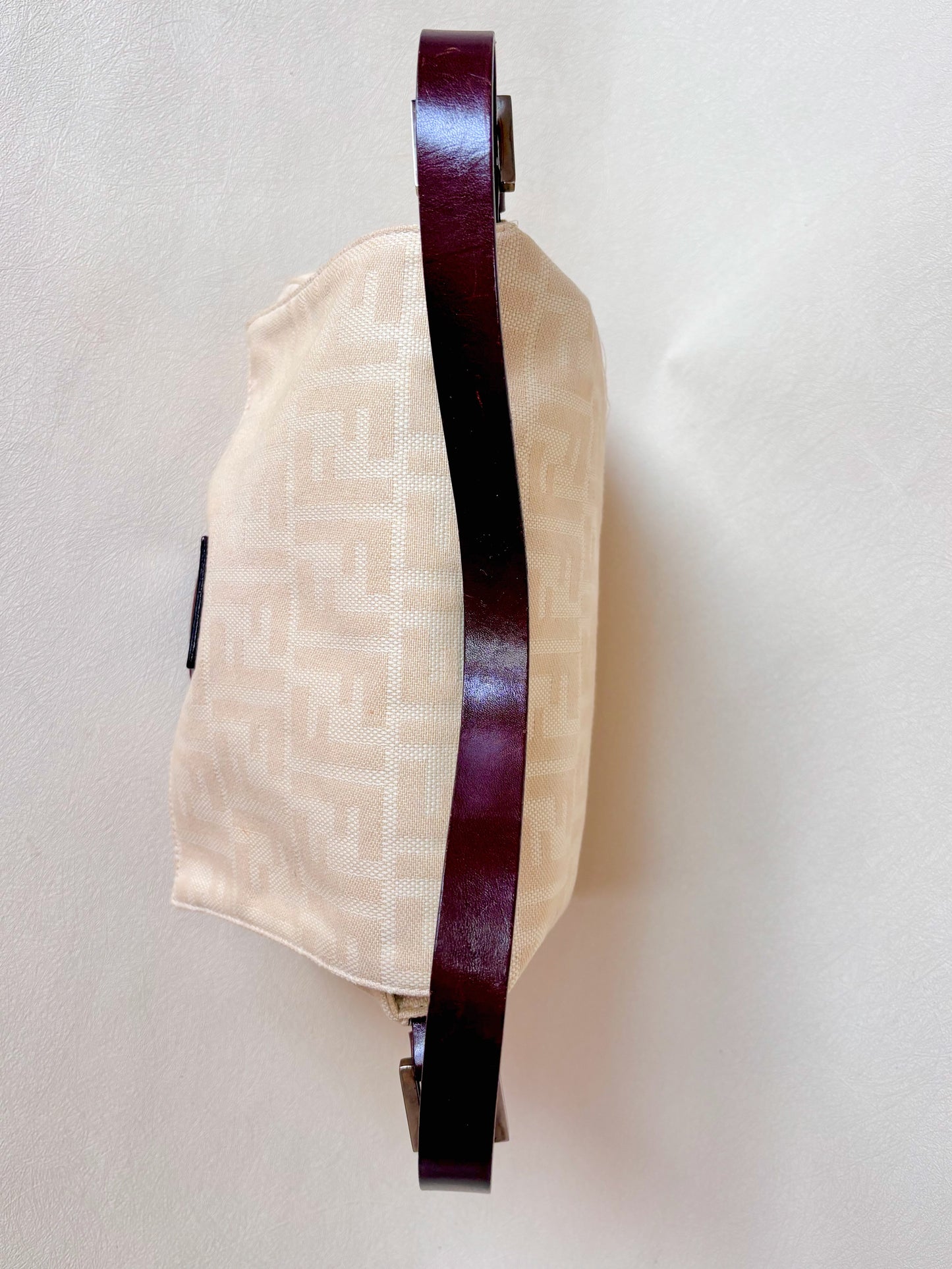 FENDI Sac Mamma Baguette