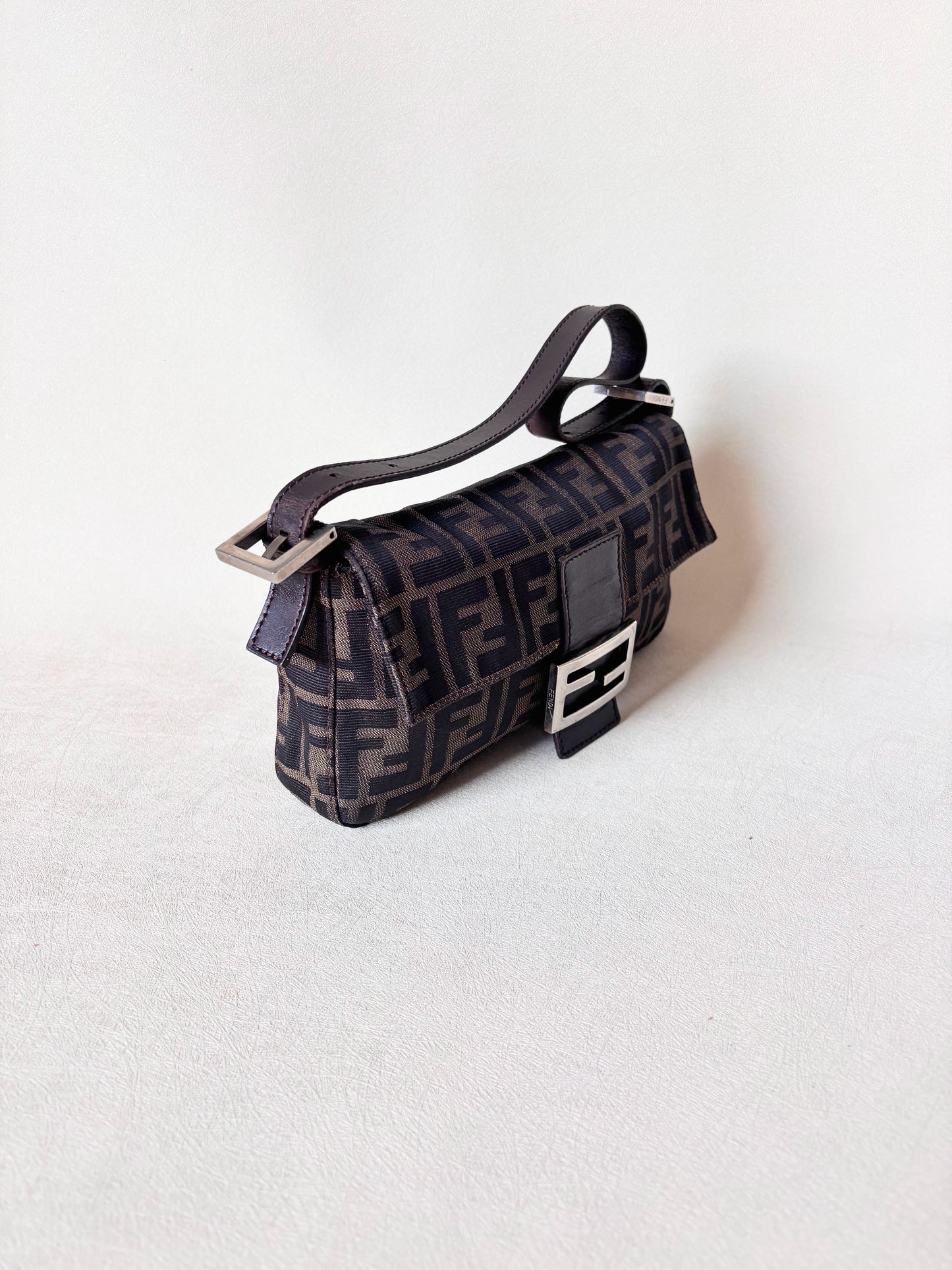 FENDI Sac Baguette