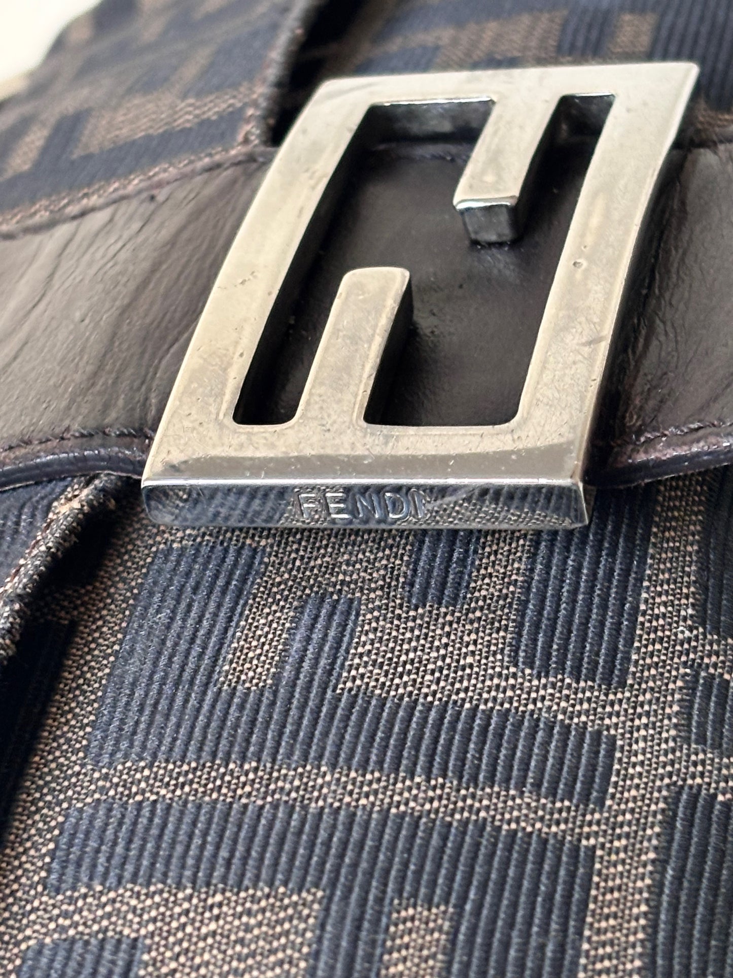 FENDI Sac Baguette