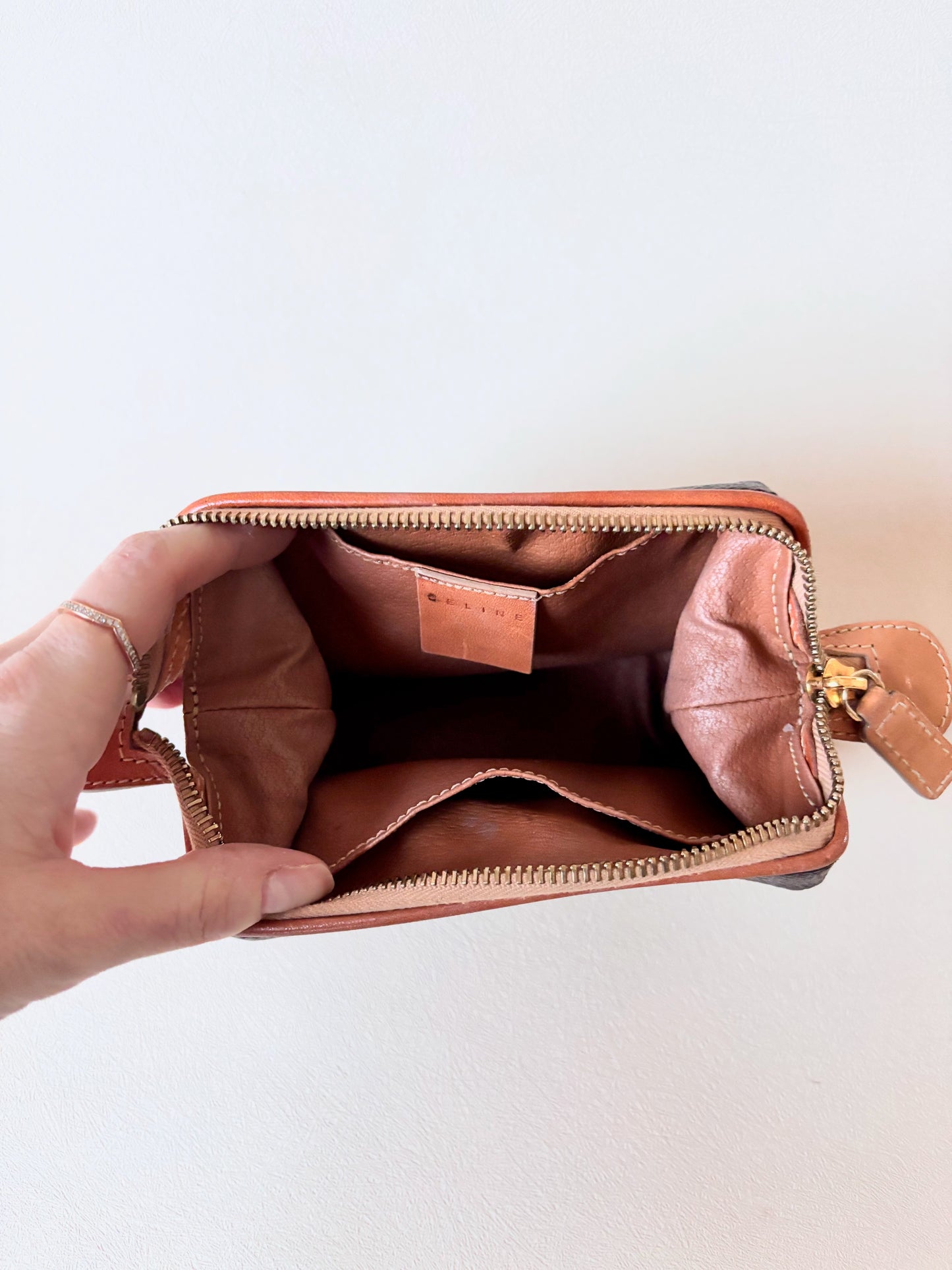 CÉLINE Pochette Triomphe