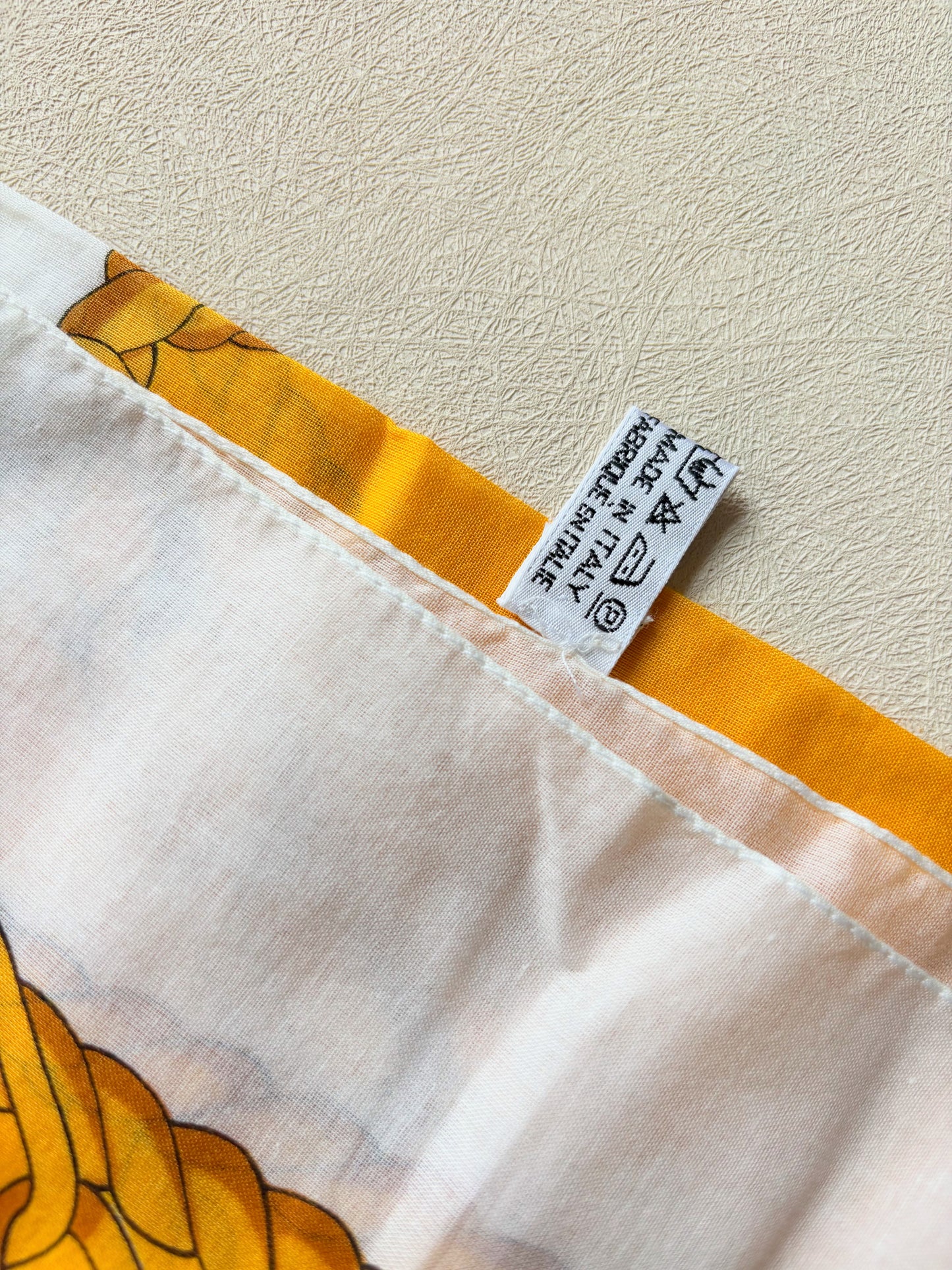 CHANEL Maxi foulard Paréo