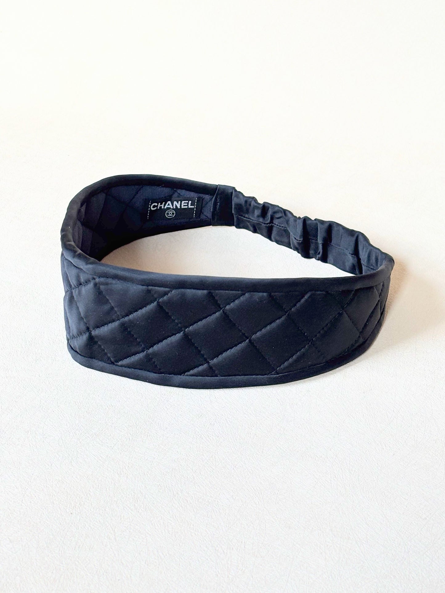 Chanel Bandeau matelassé