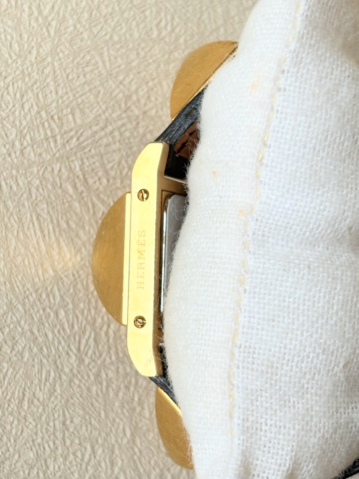 HERMÈS Montre Médor