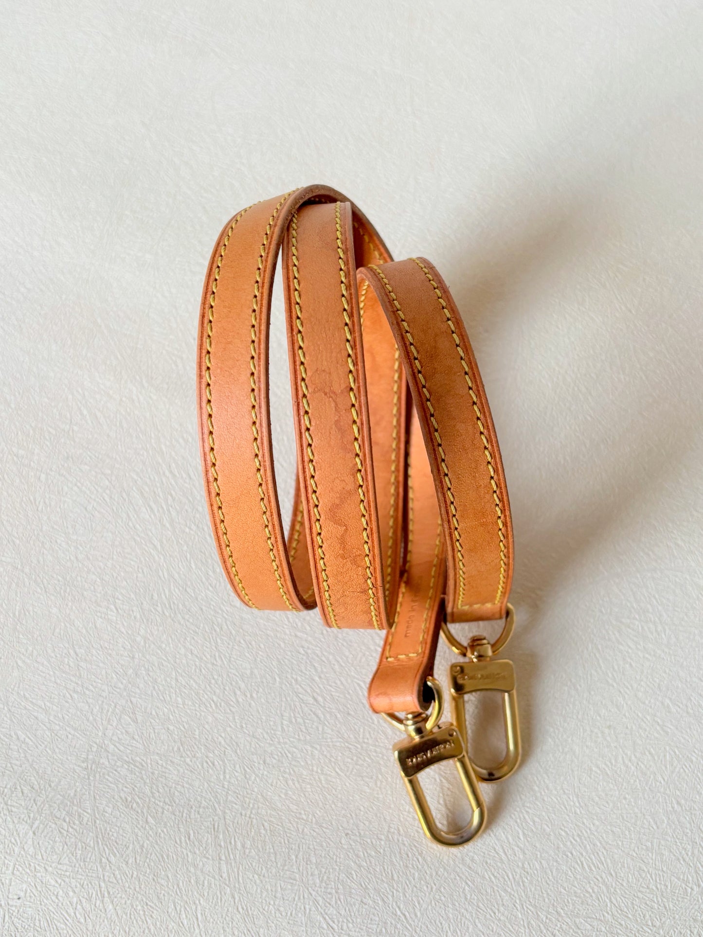 LOUIS VUITTON Bandoulière