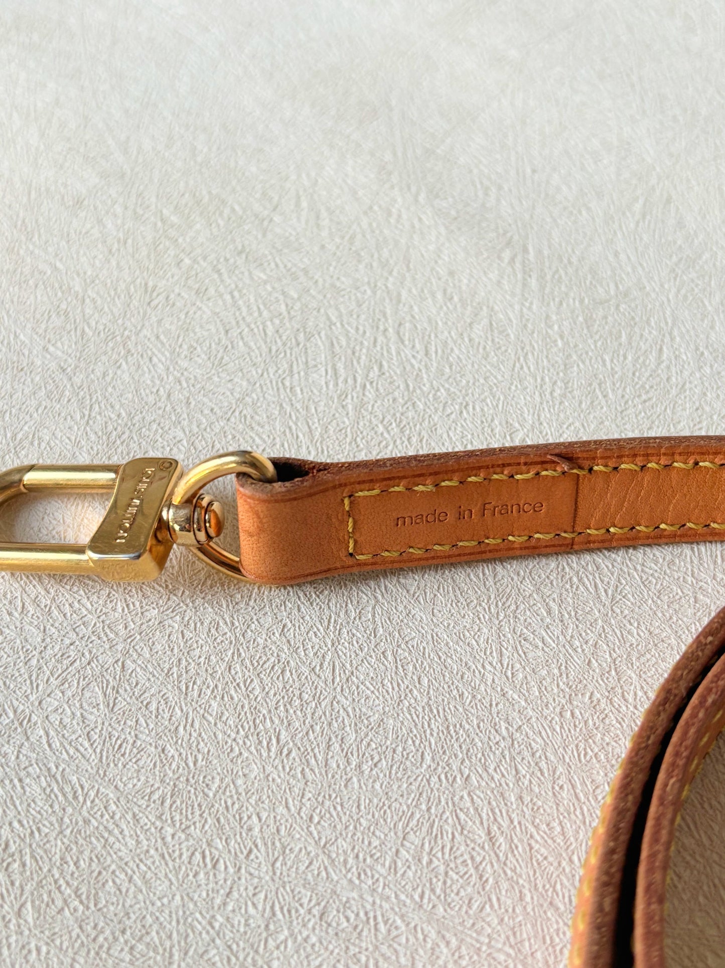 LOUIS VUITTON Bandoulière