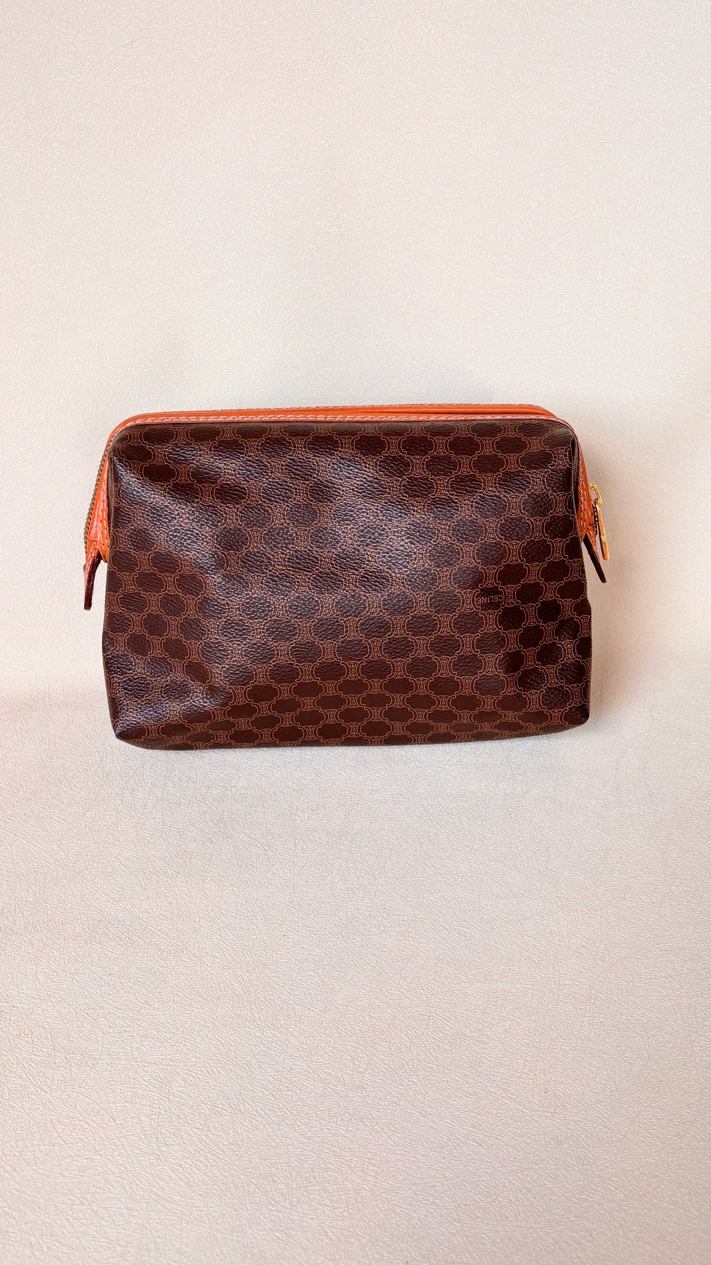 CÉLINE Pochette Triomphe