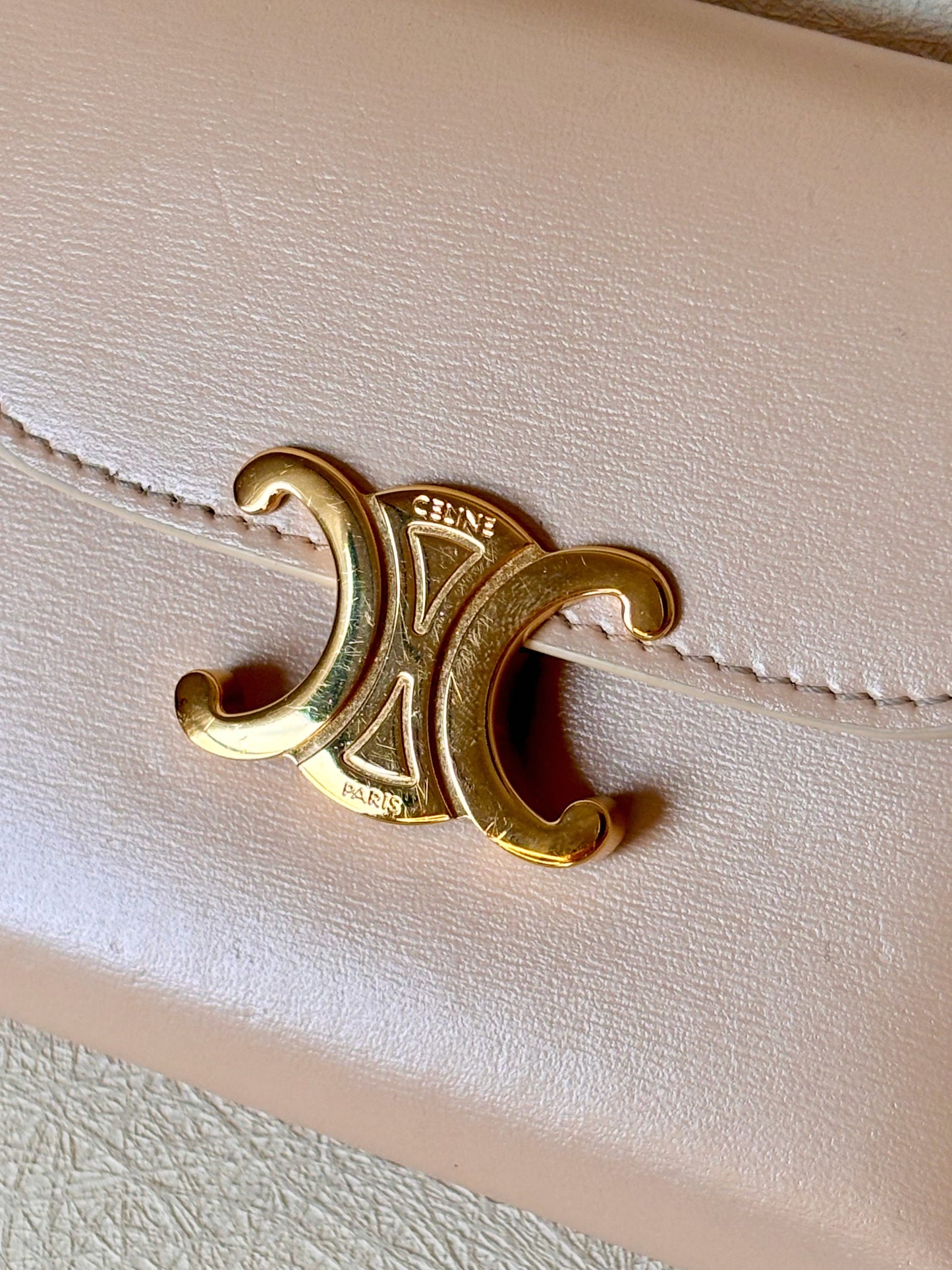 CÉLINE Portefeuille Triomphe
