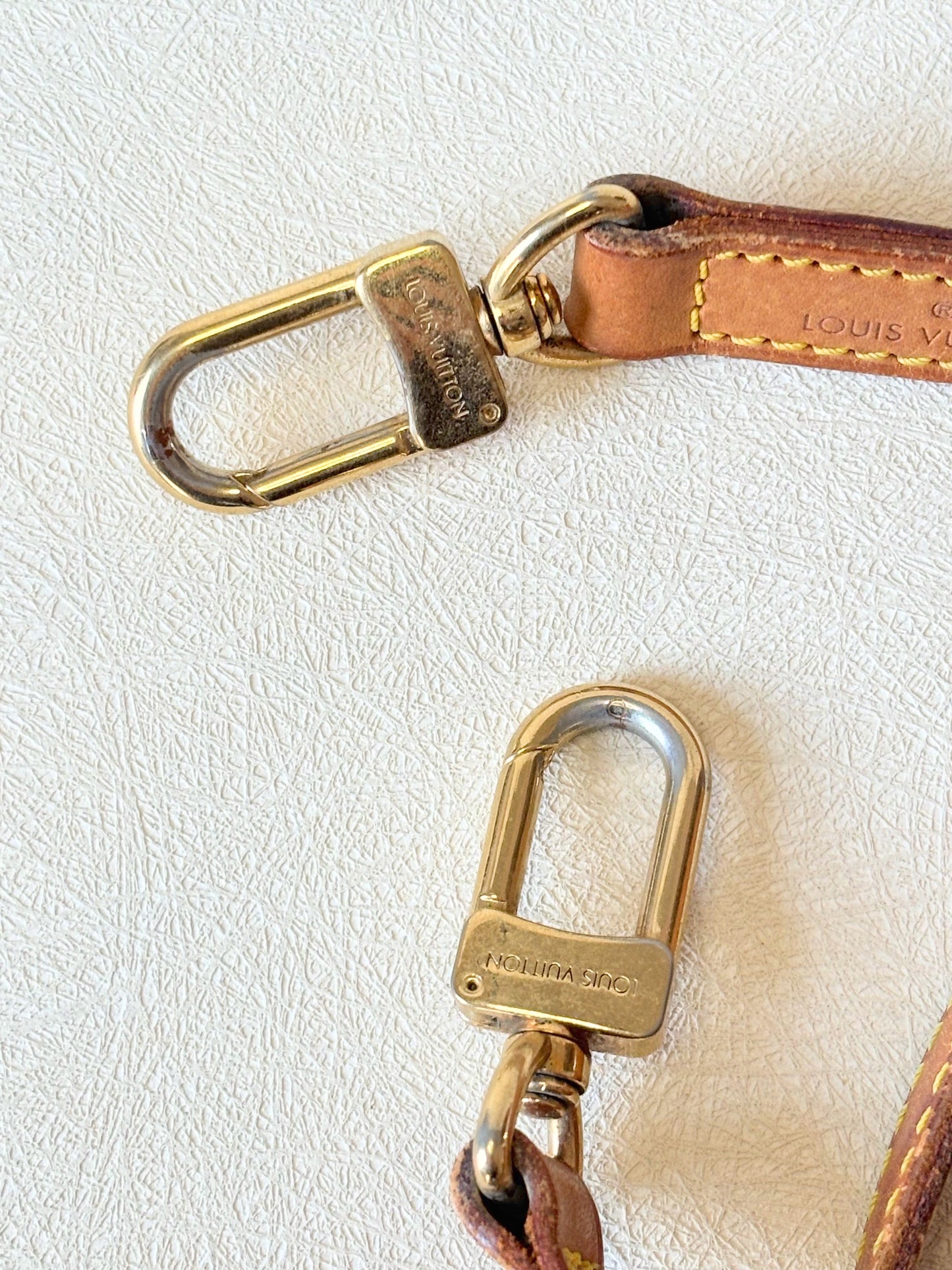 LOUIS VUITTON Bandoulière