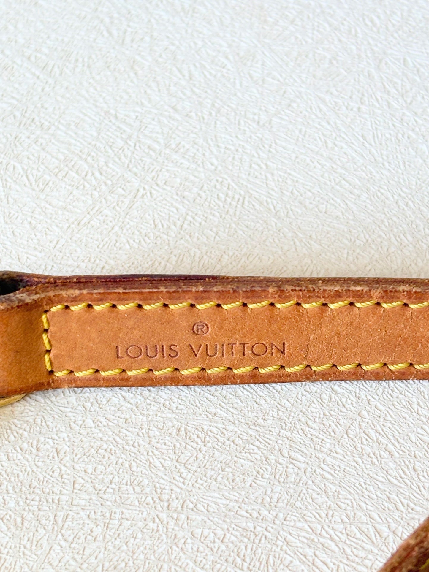 LOUIS VUITTON Bandoulière