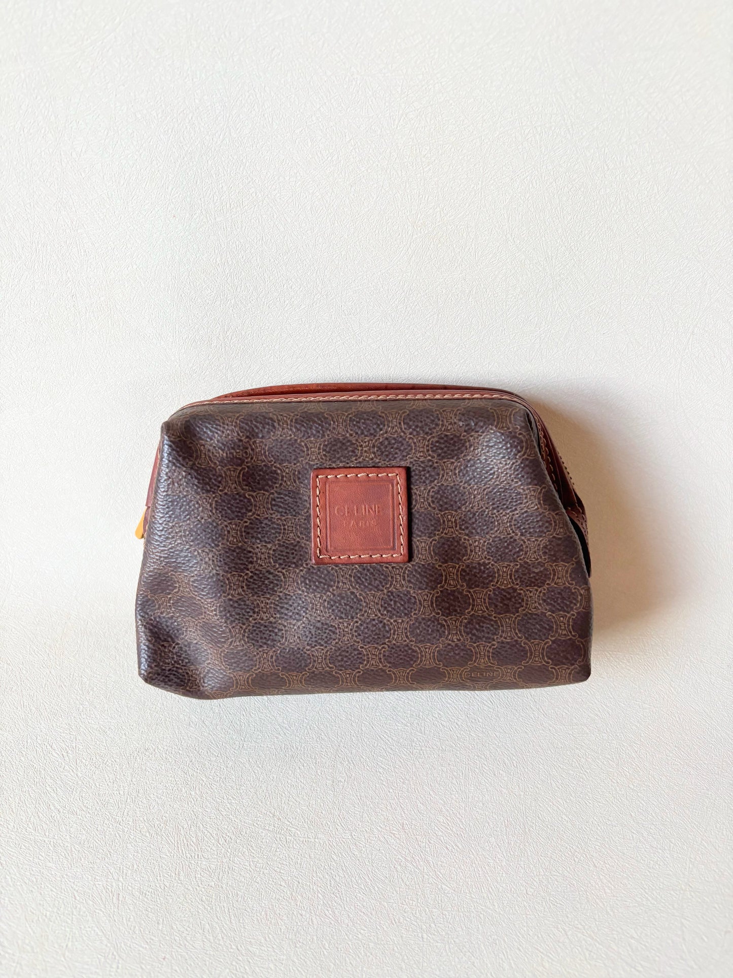 CÉLINE Pochette Triomphe
