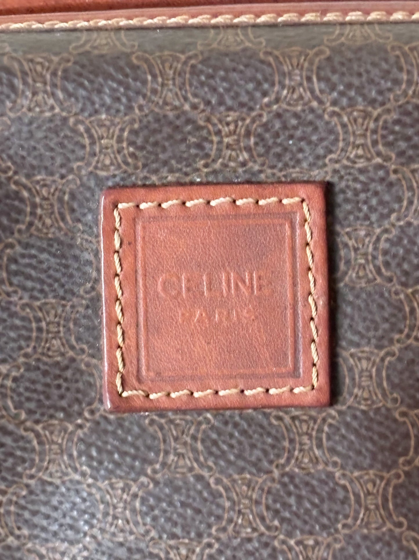 CÉLINE Pochette Triomphe
