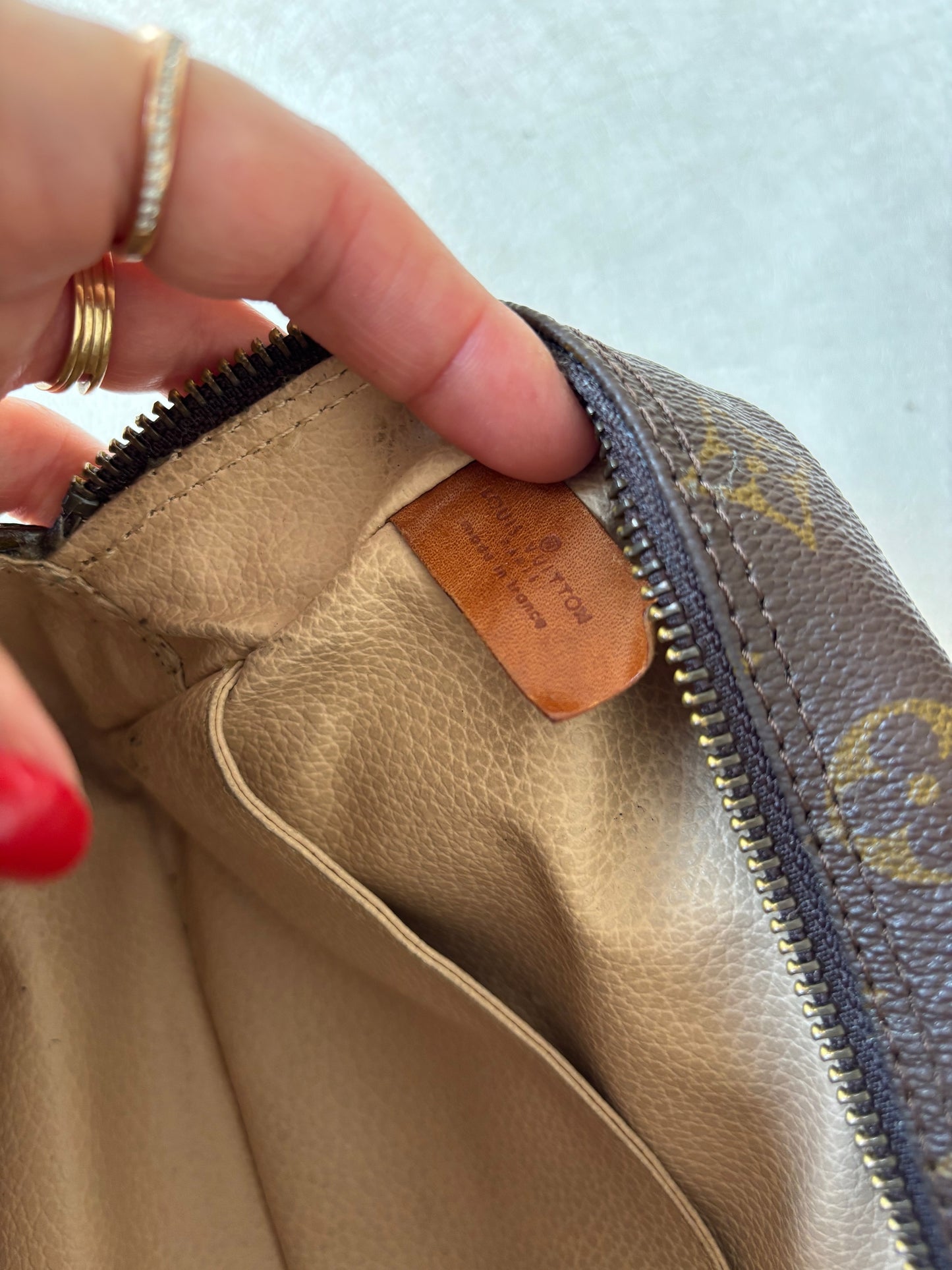 LOUIS VUITTON Trousse