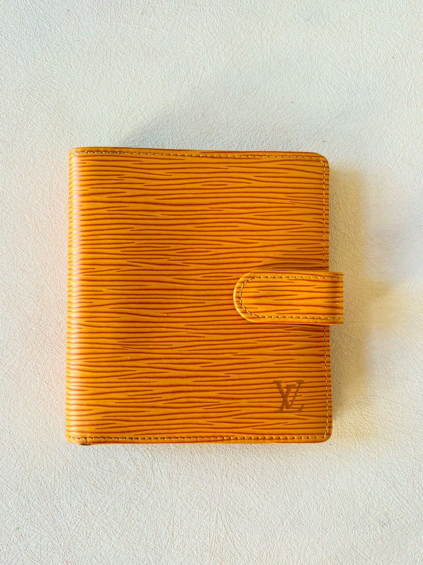 LOUIS VUITTON Portefeuille épi