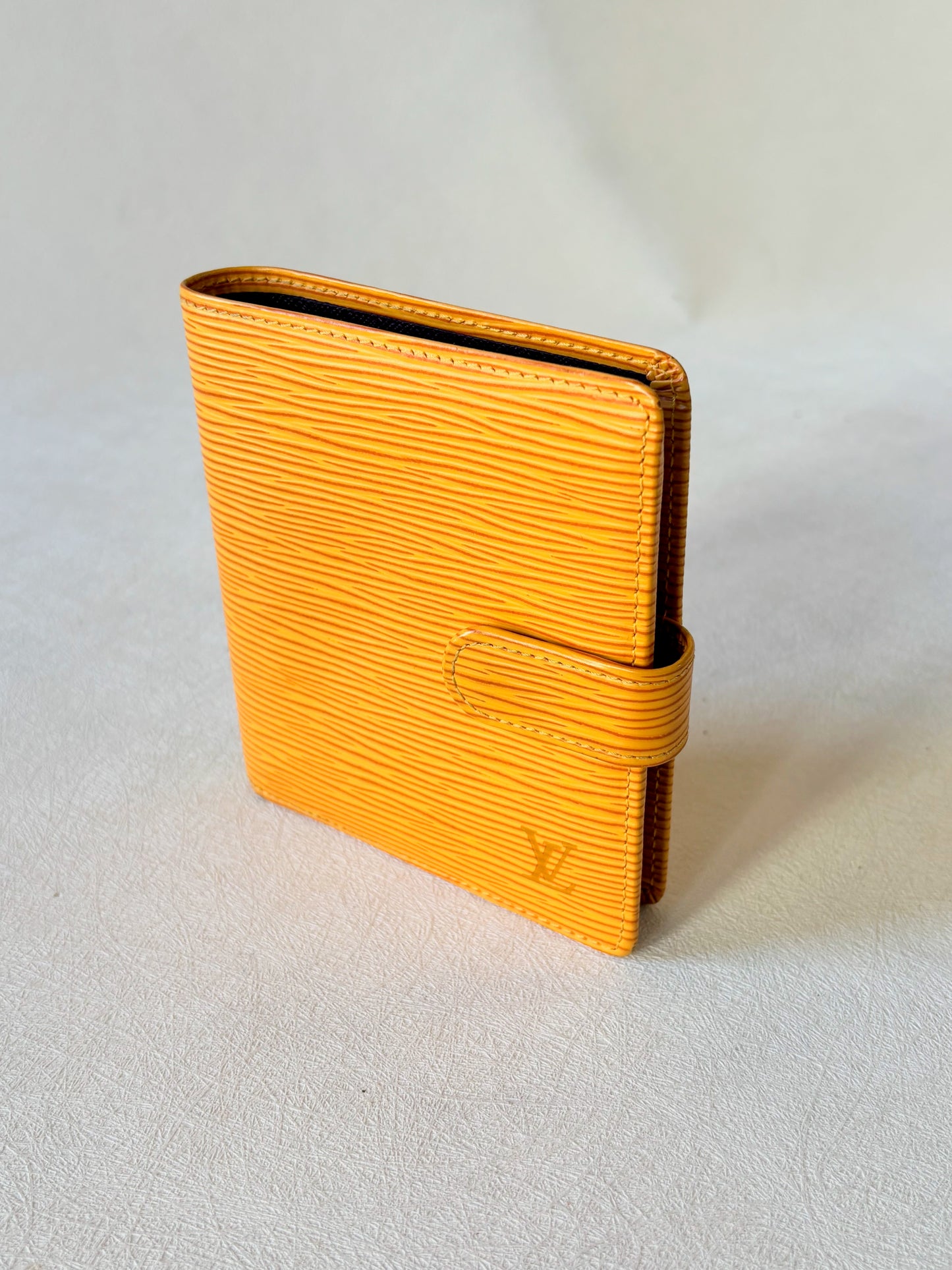 LOUIS VUITTON Portefeuille épi