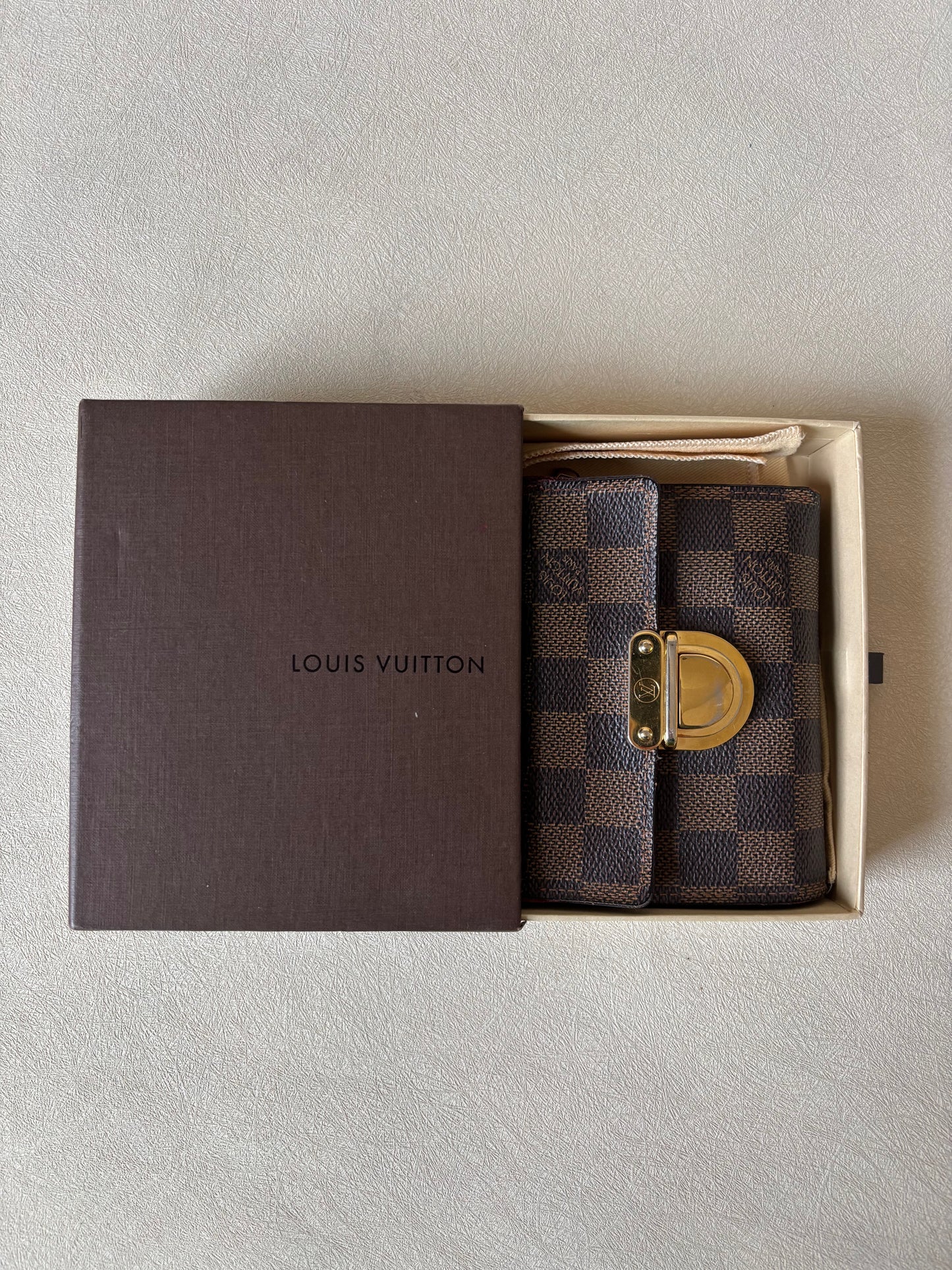 LOUIS VUITTON Portefeuille Koala