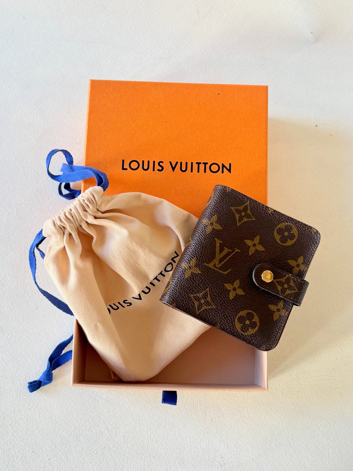 LOUIS VUITTON Portefeuille