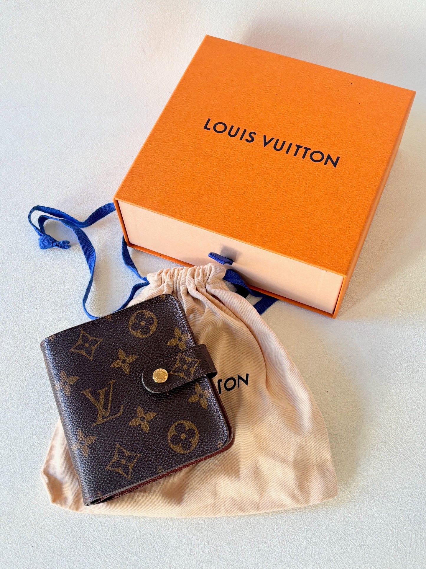LOUIS VUITTON Portefeuille