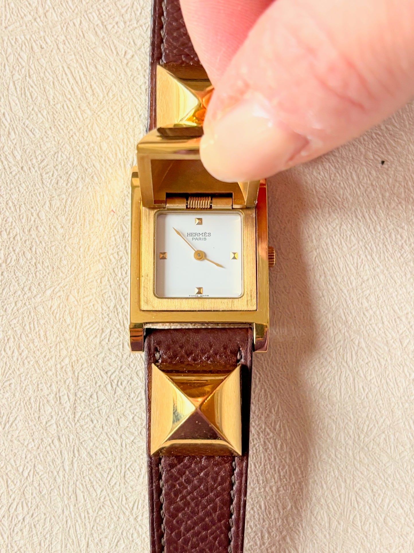 HERMÈS Montre Médor