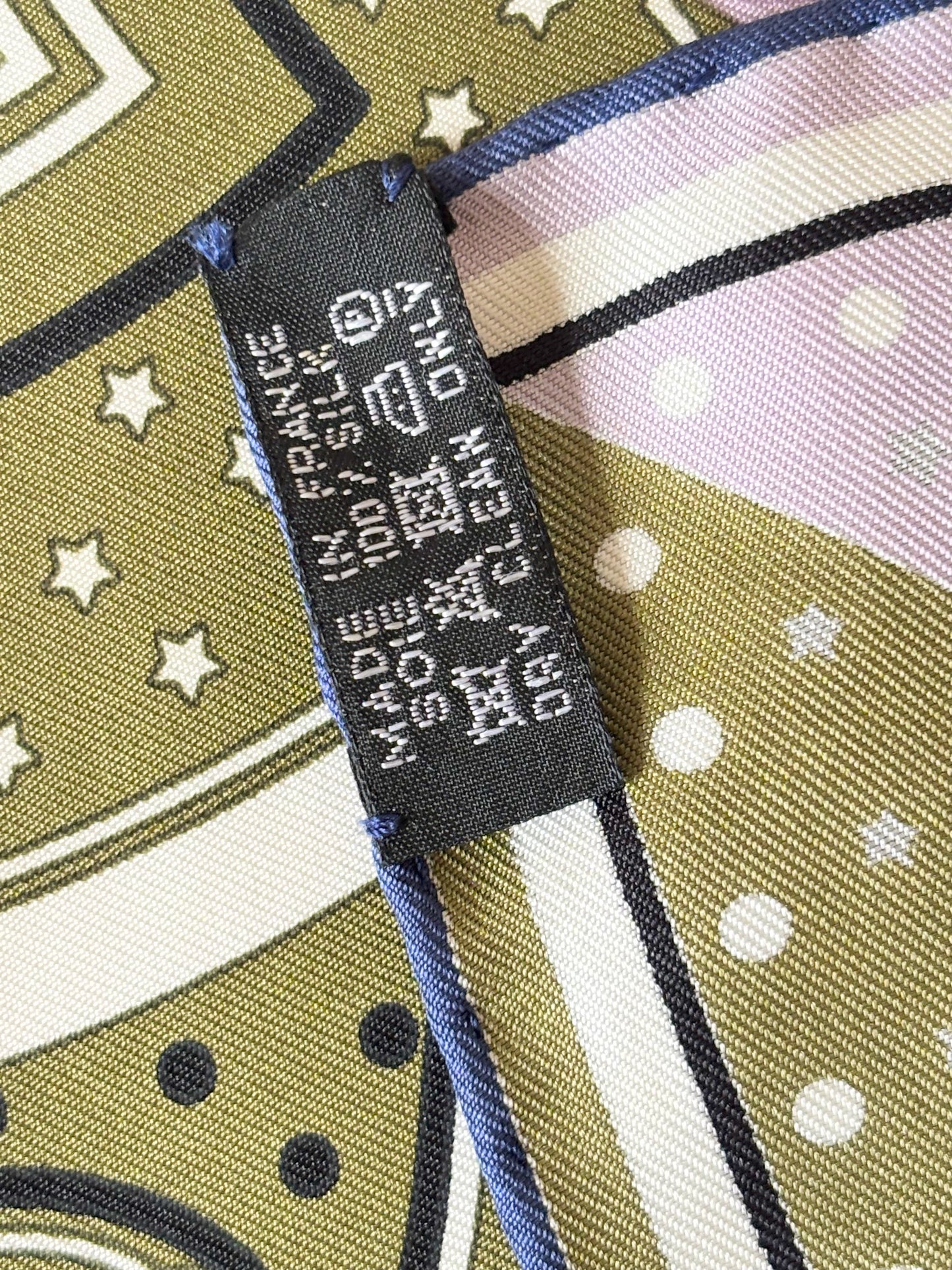 HERMÈS Carré Bandana