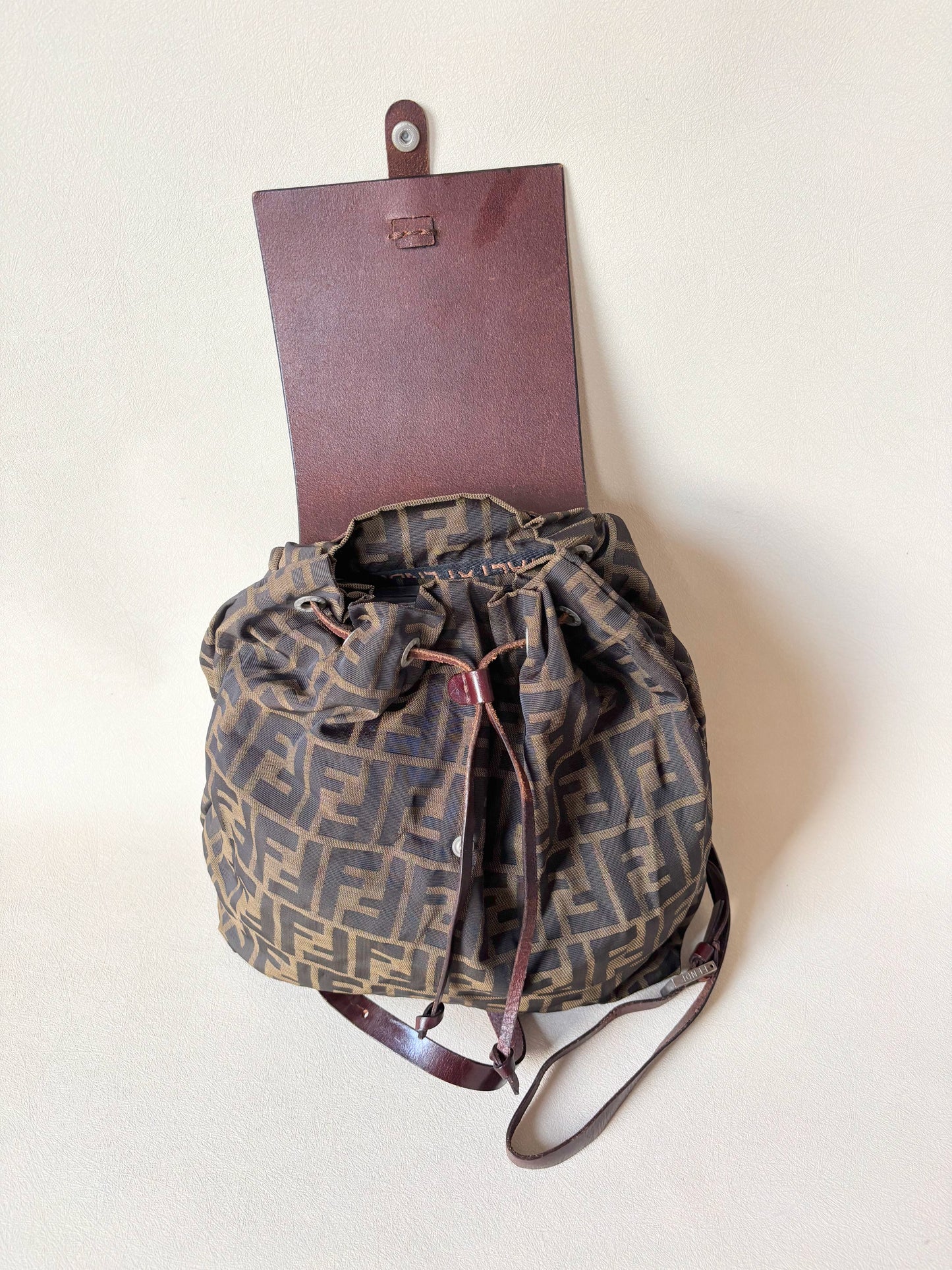 FENDI Sac à dos Zucca