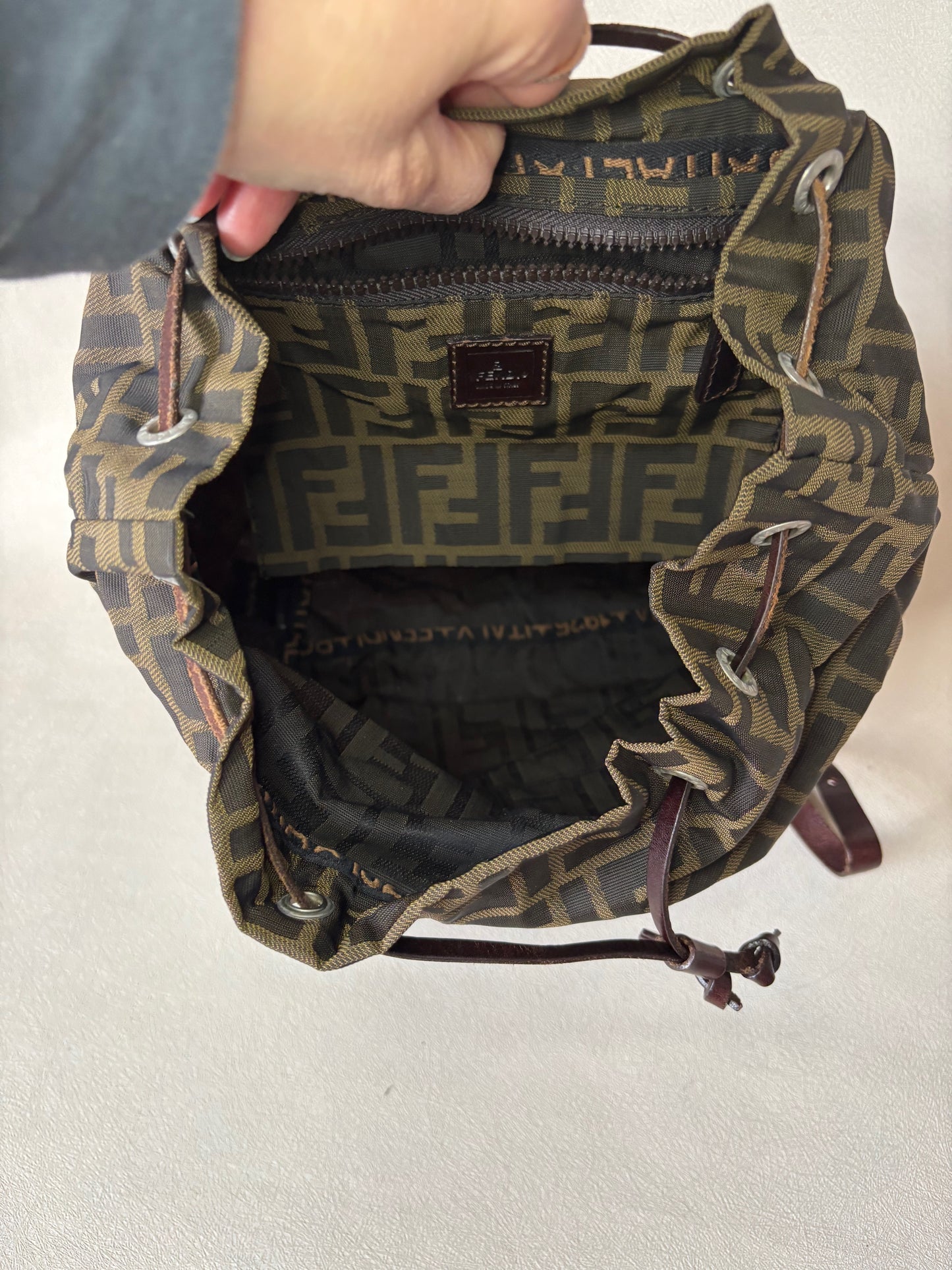 FENDI Sac à dos Zucca