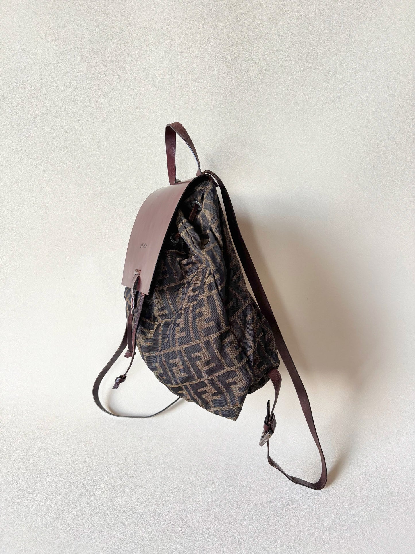 FENDI Sac à dos Zucca