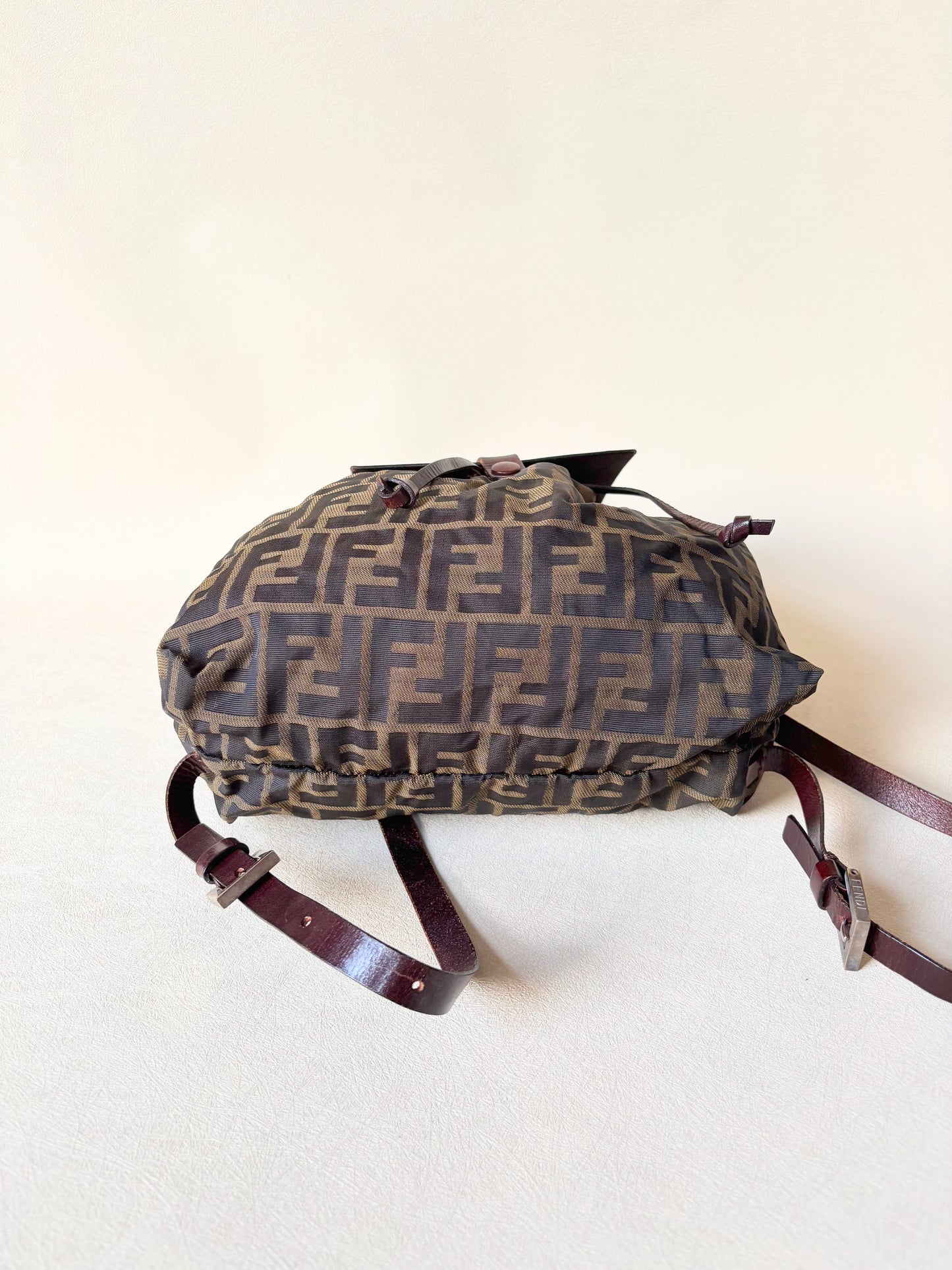 FENDI Sac à dos Zucca