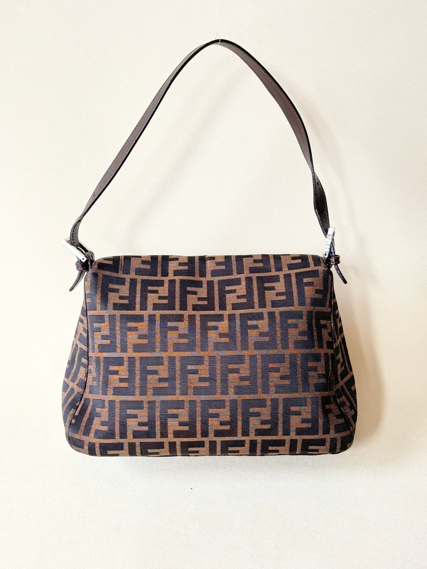FENDI Sac Mamma Baguette