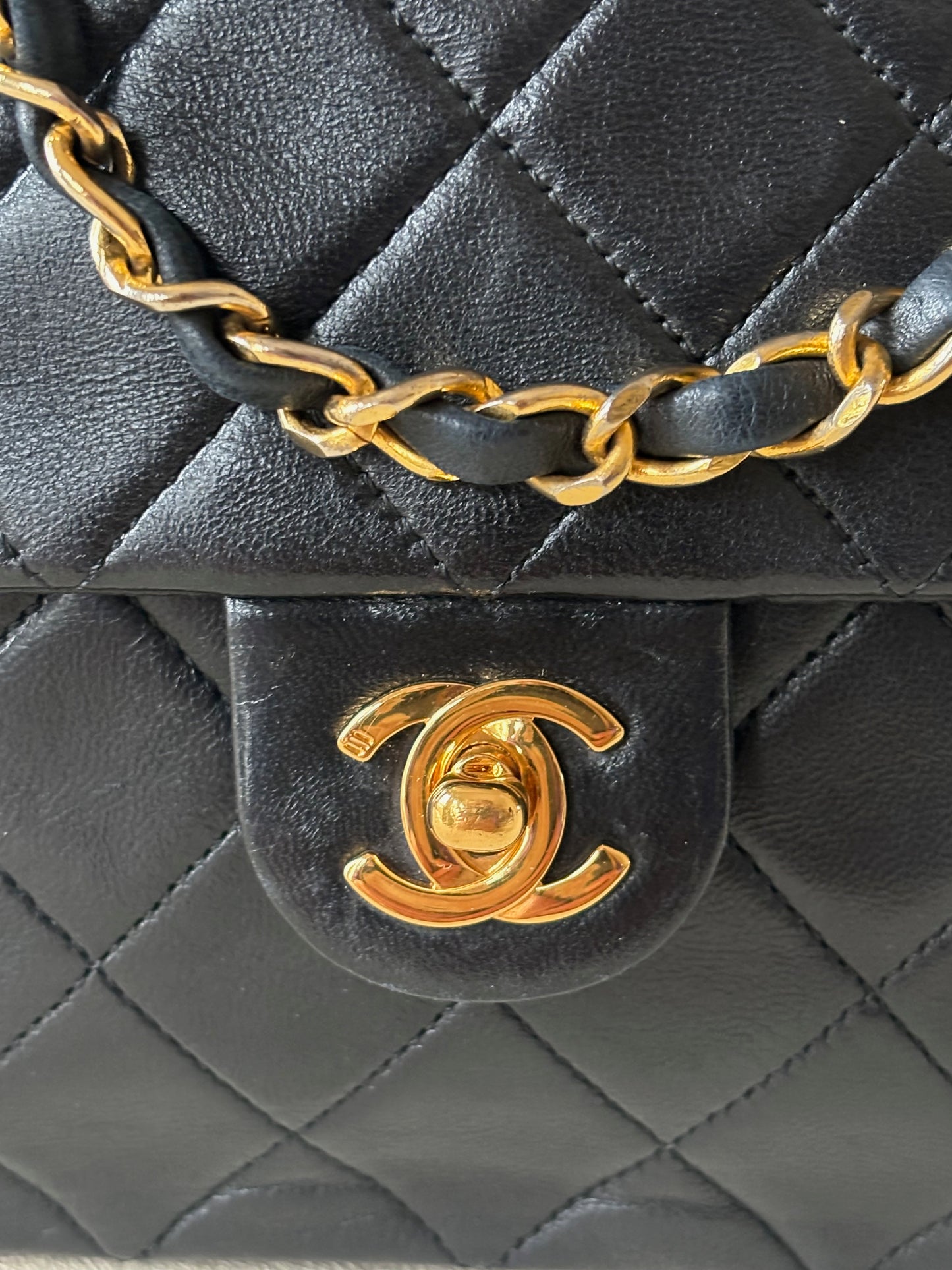 CHANEL Sac Timeless Classic 20