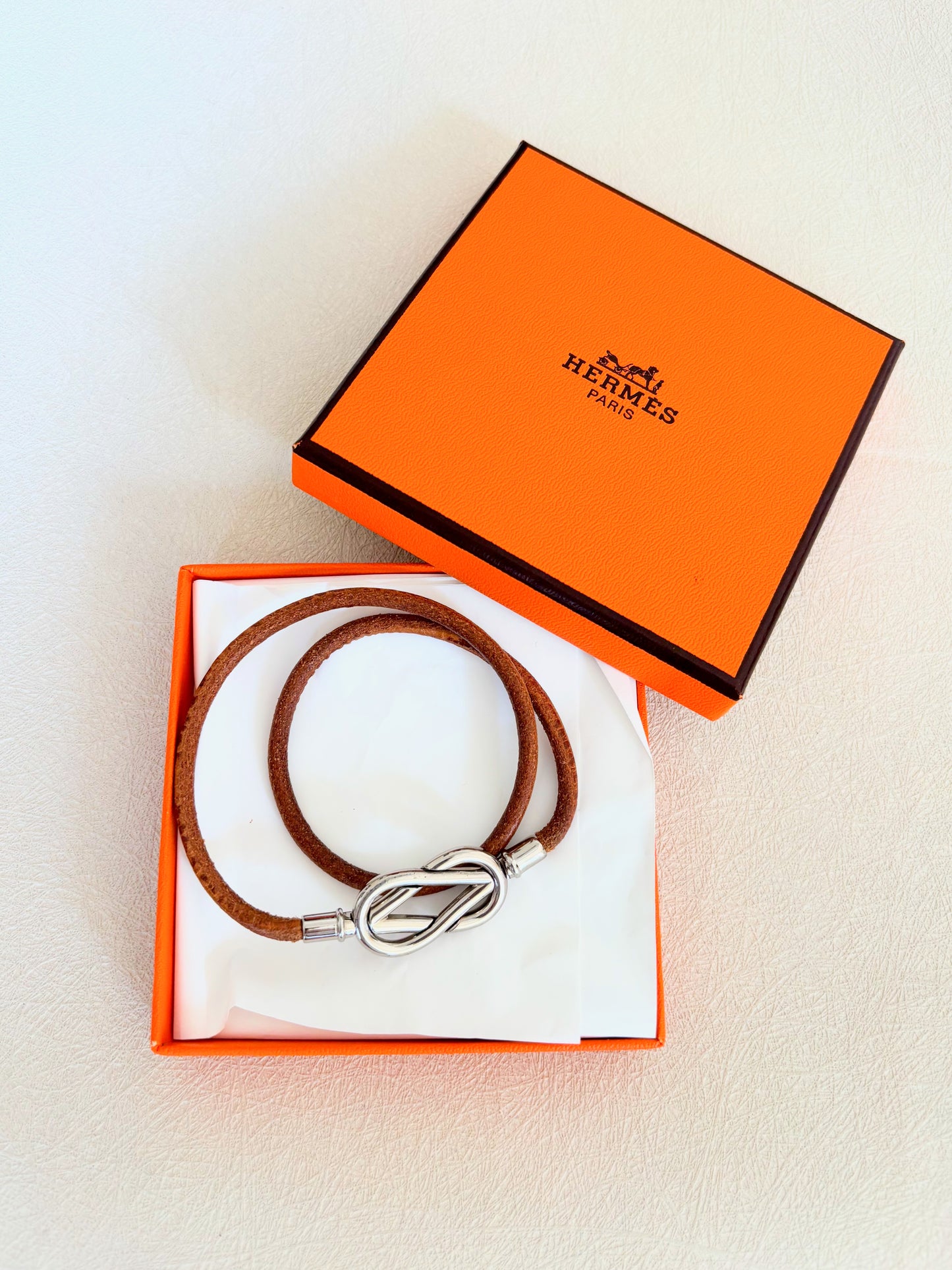 HERMÈS Collier Atamé