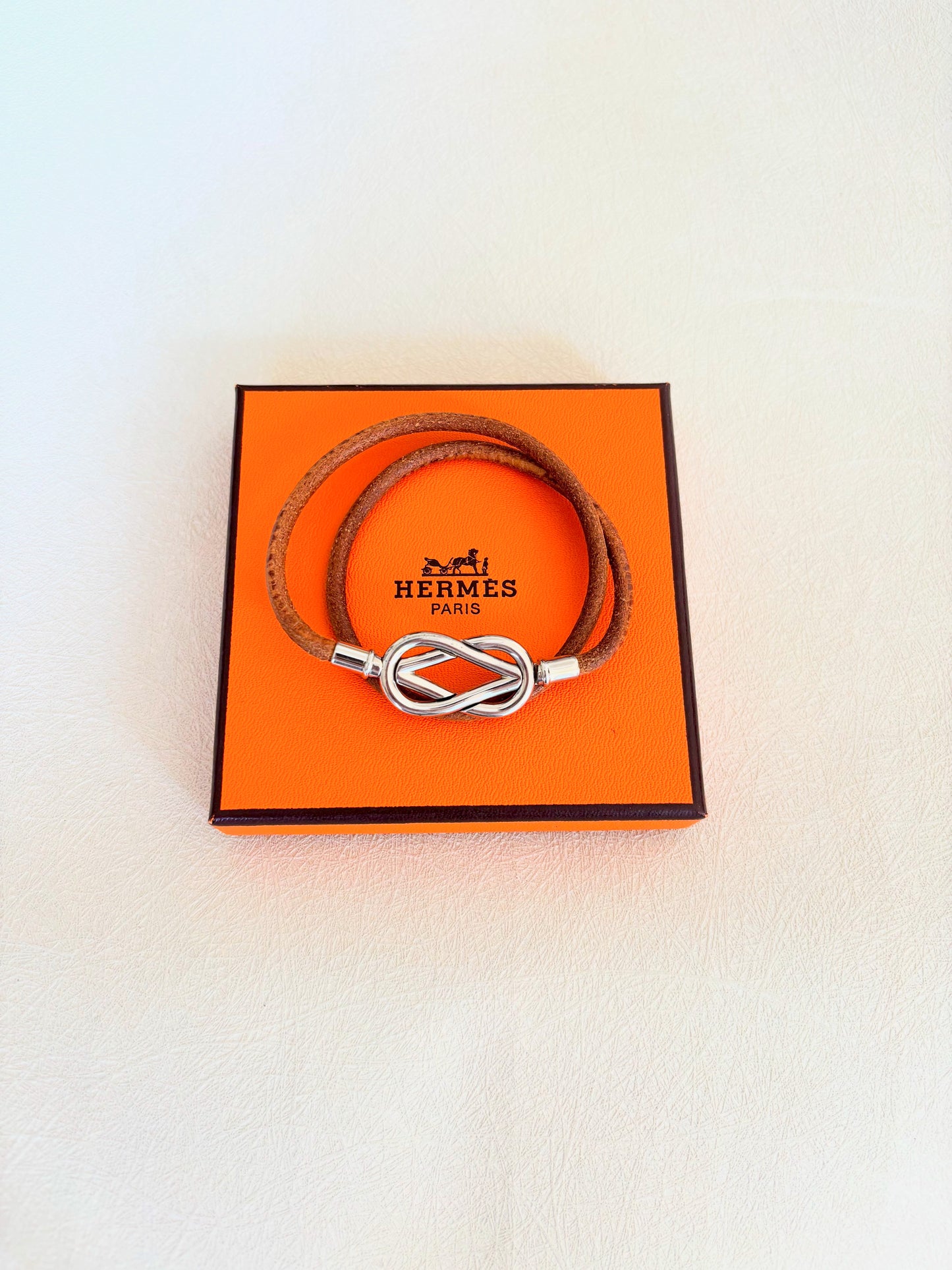 HERMÈS Collier Atamé