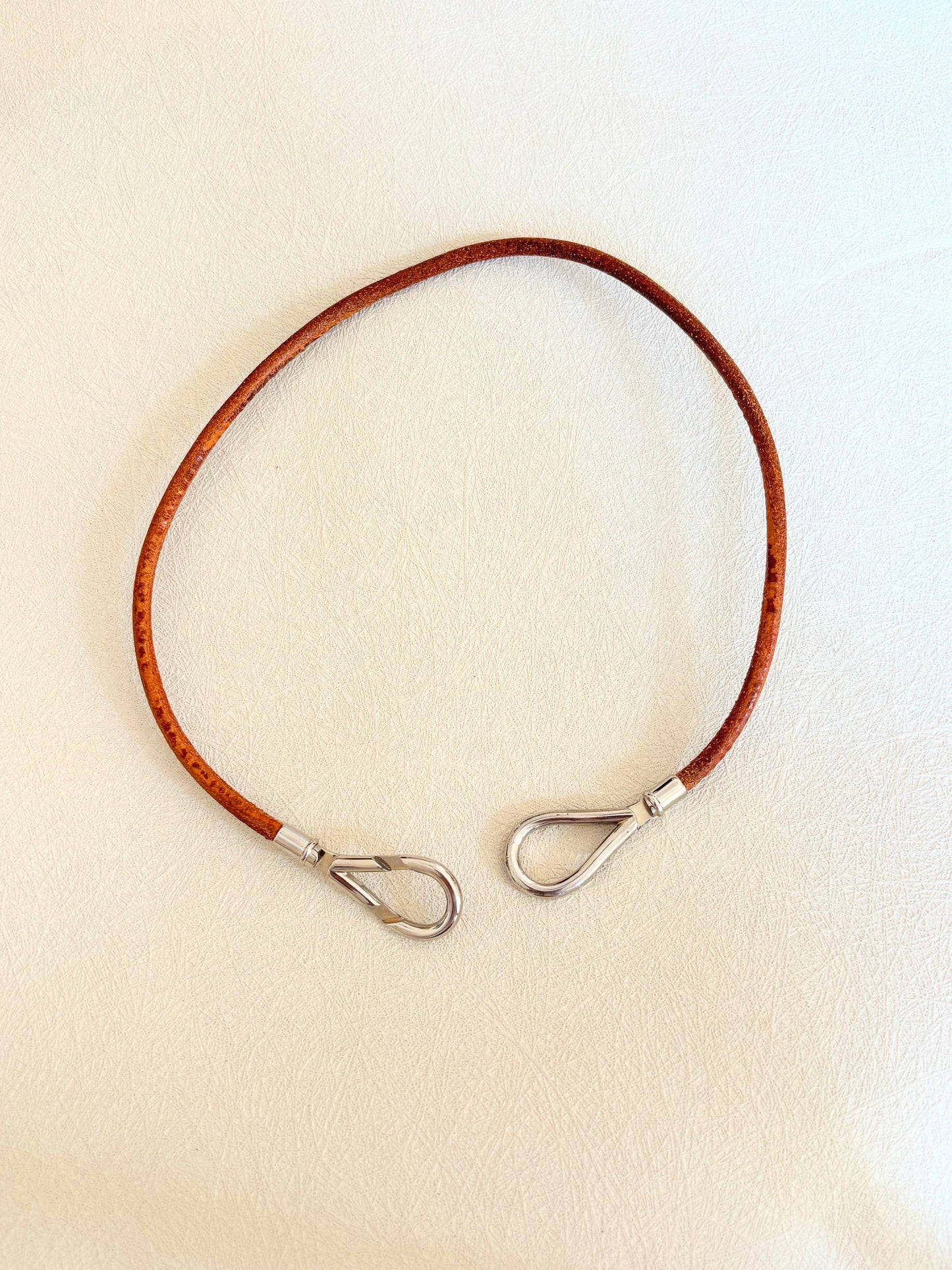 HERMÈS Collier Atamé