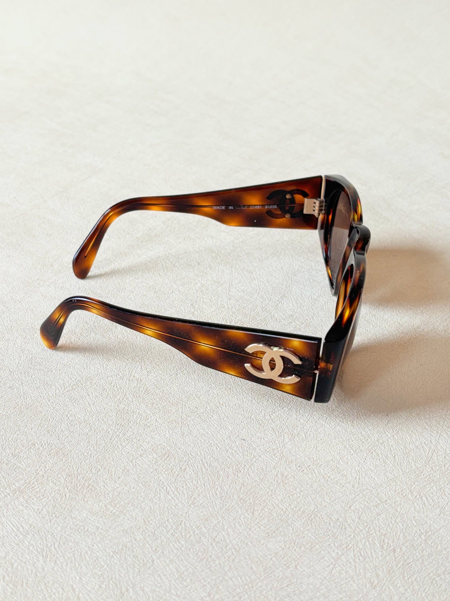 CHANEL Lunettes de soleil