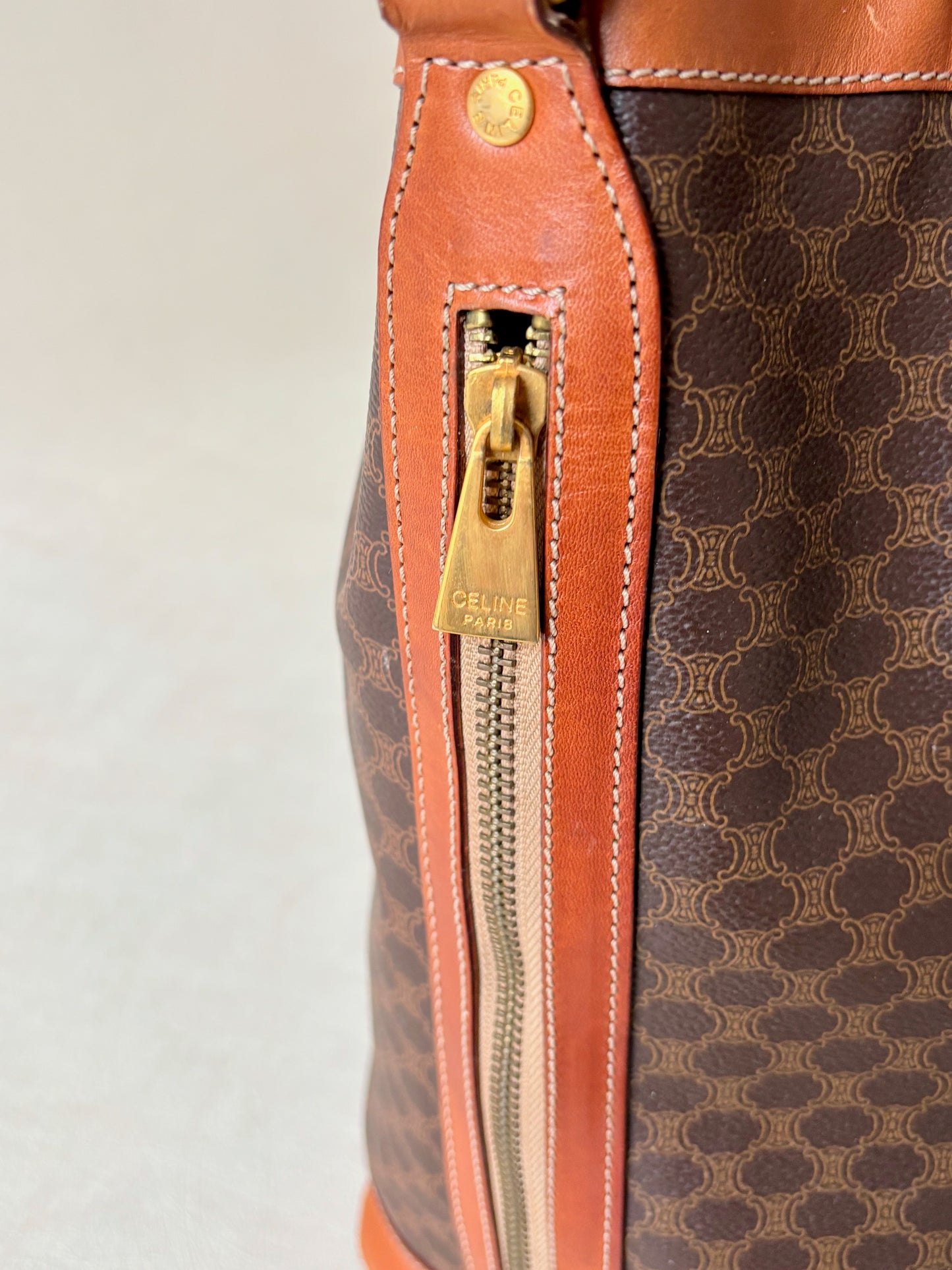 CÉLINE Sac Seau Triomphe