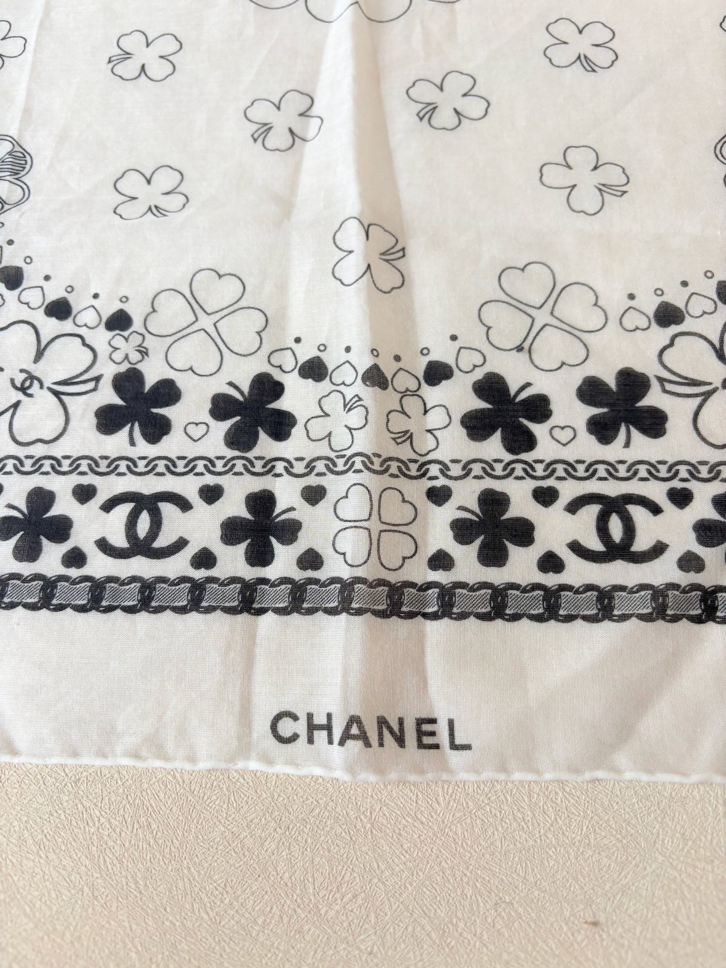 CHANEL Carré en coton