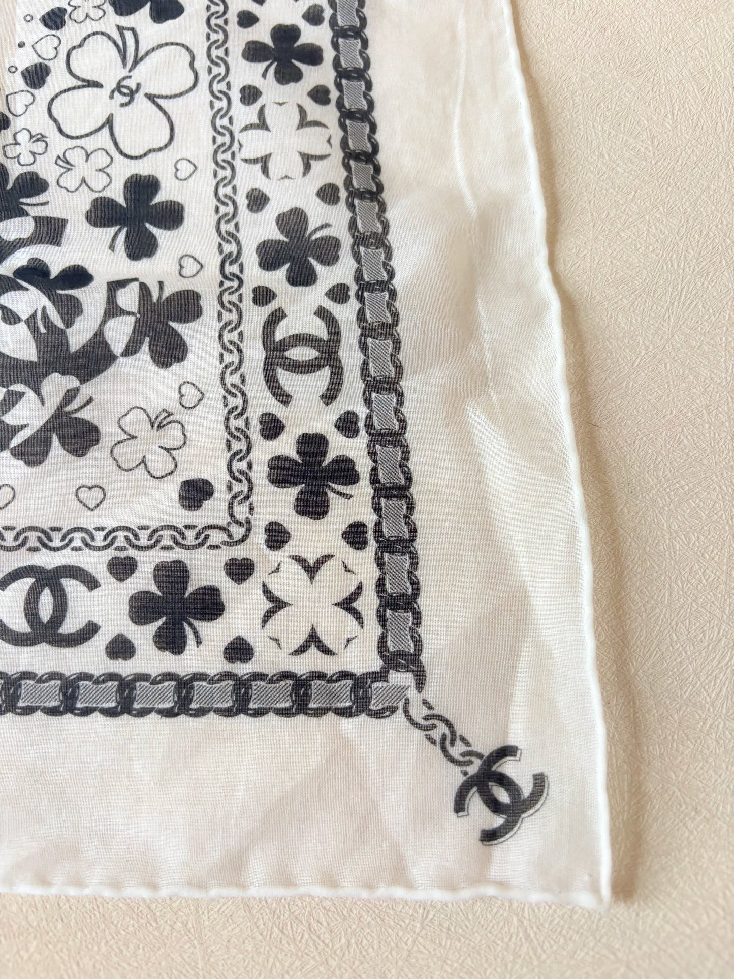 CHANEL Carré en coton