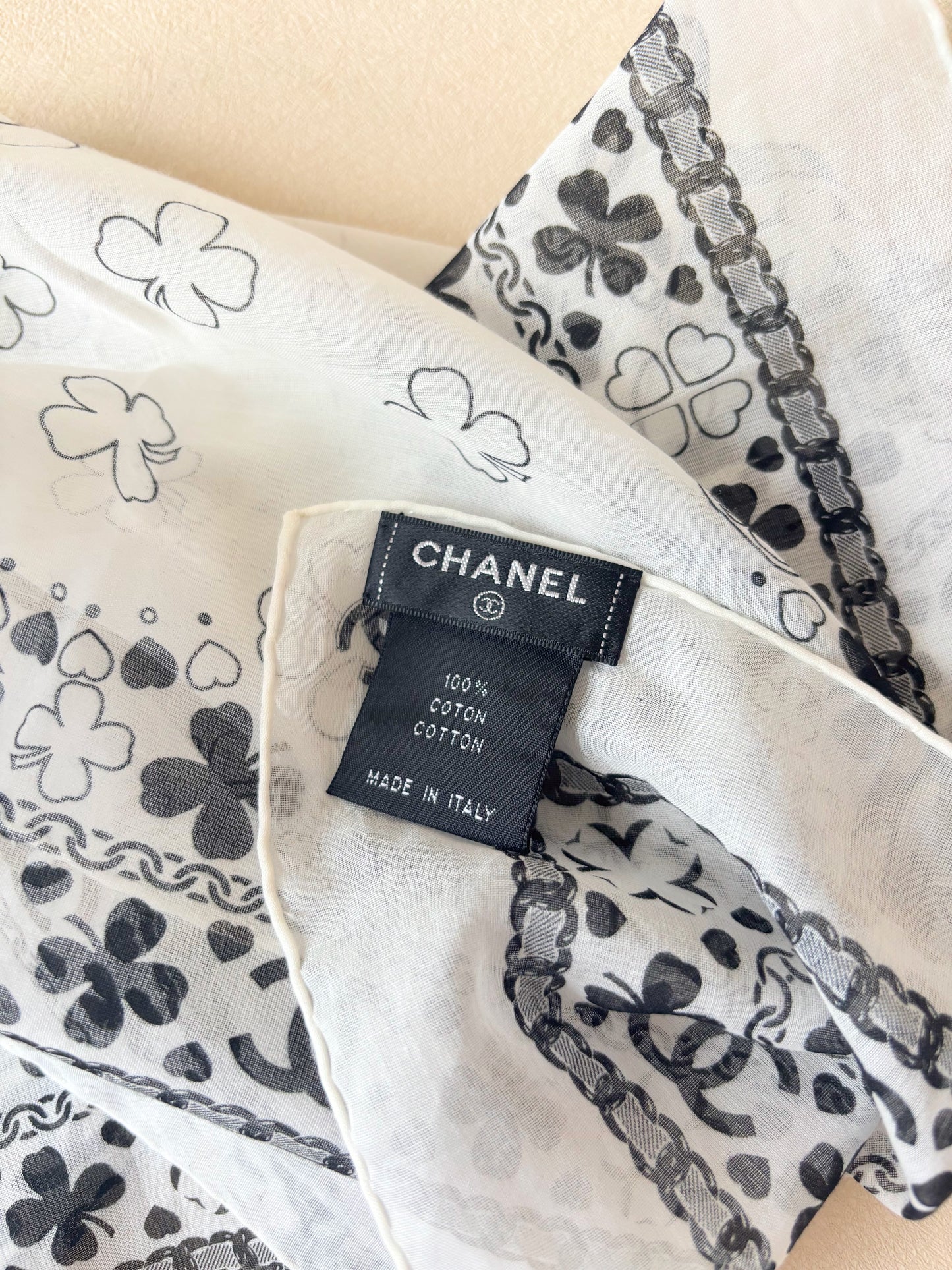 CHANEL Carré en coton
