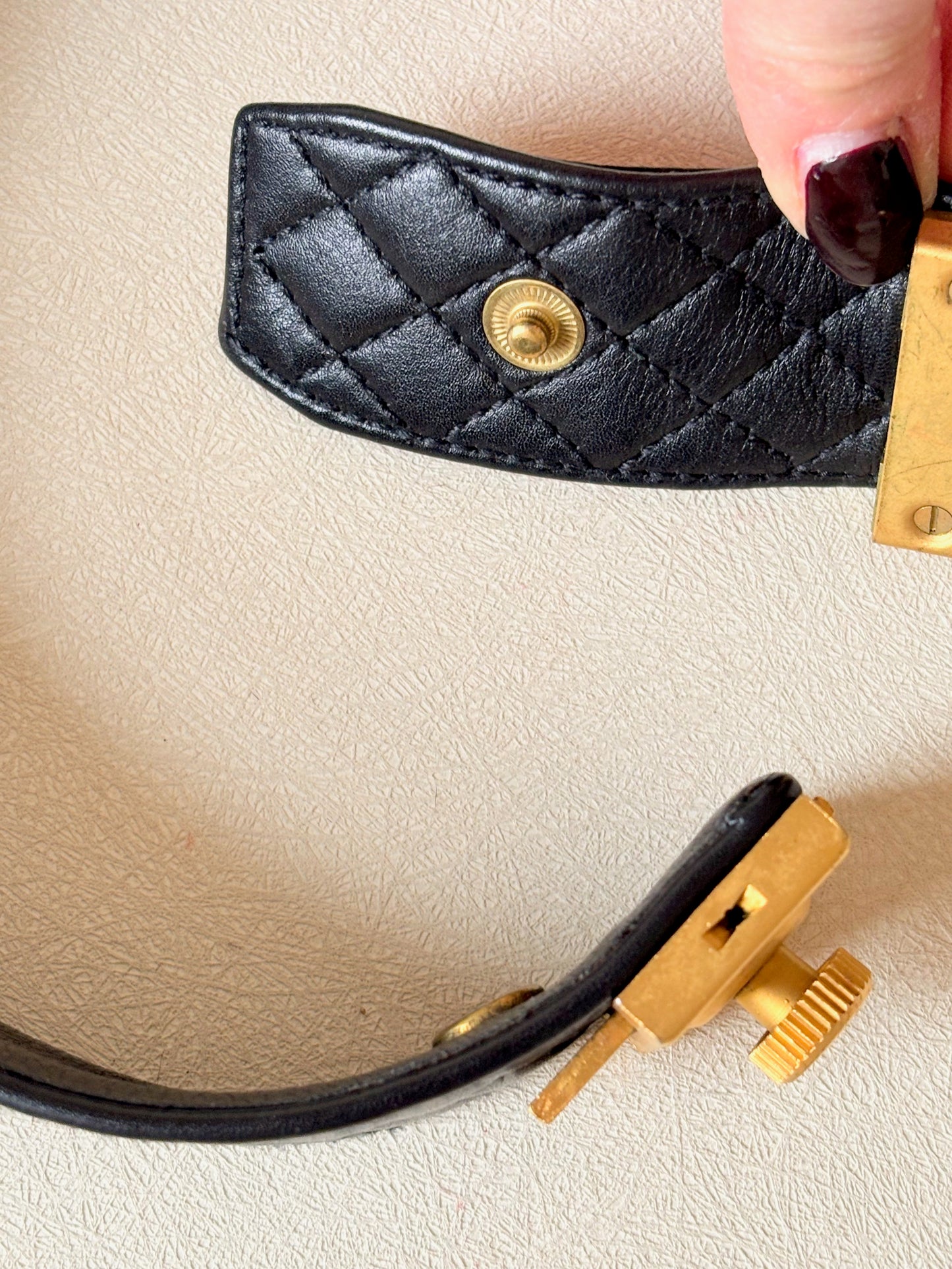 CHANEL Ceinture cuir 1994