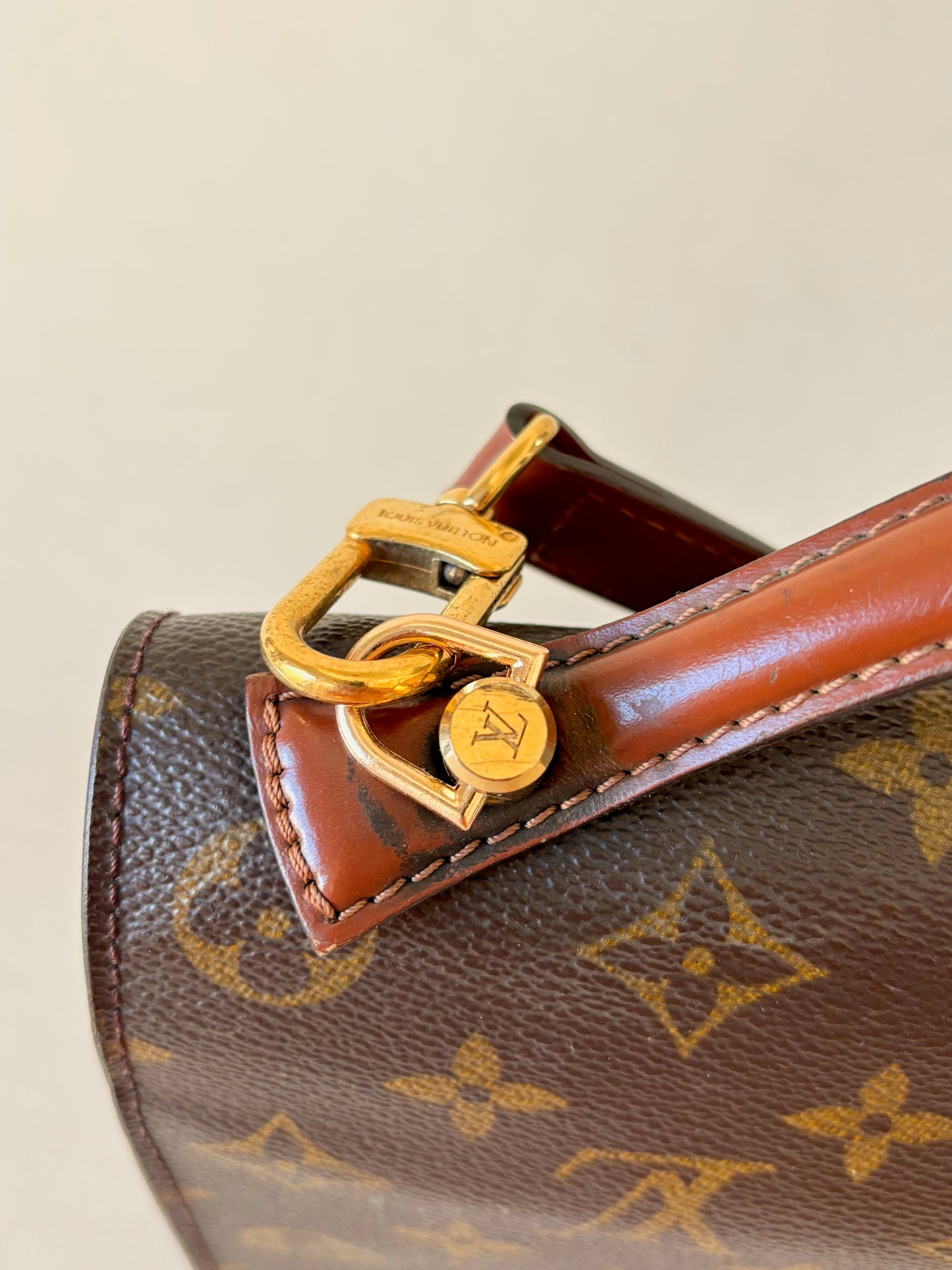 LOUIS VUITTON Sac Monceau 26