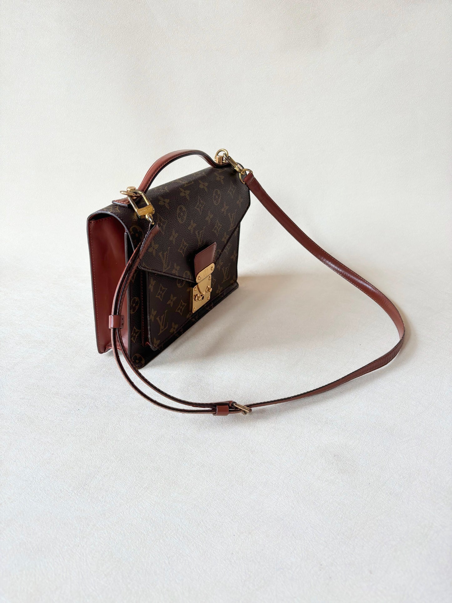 LOUIS VUITTON Sac Monceau