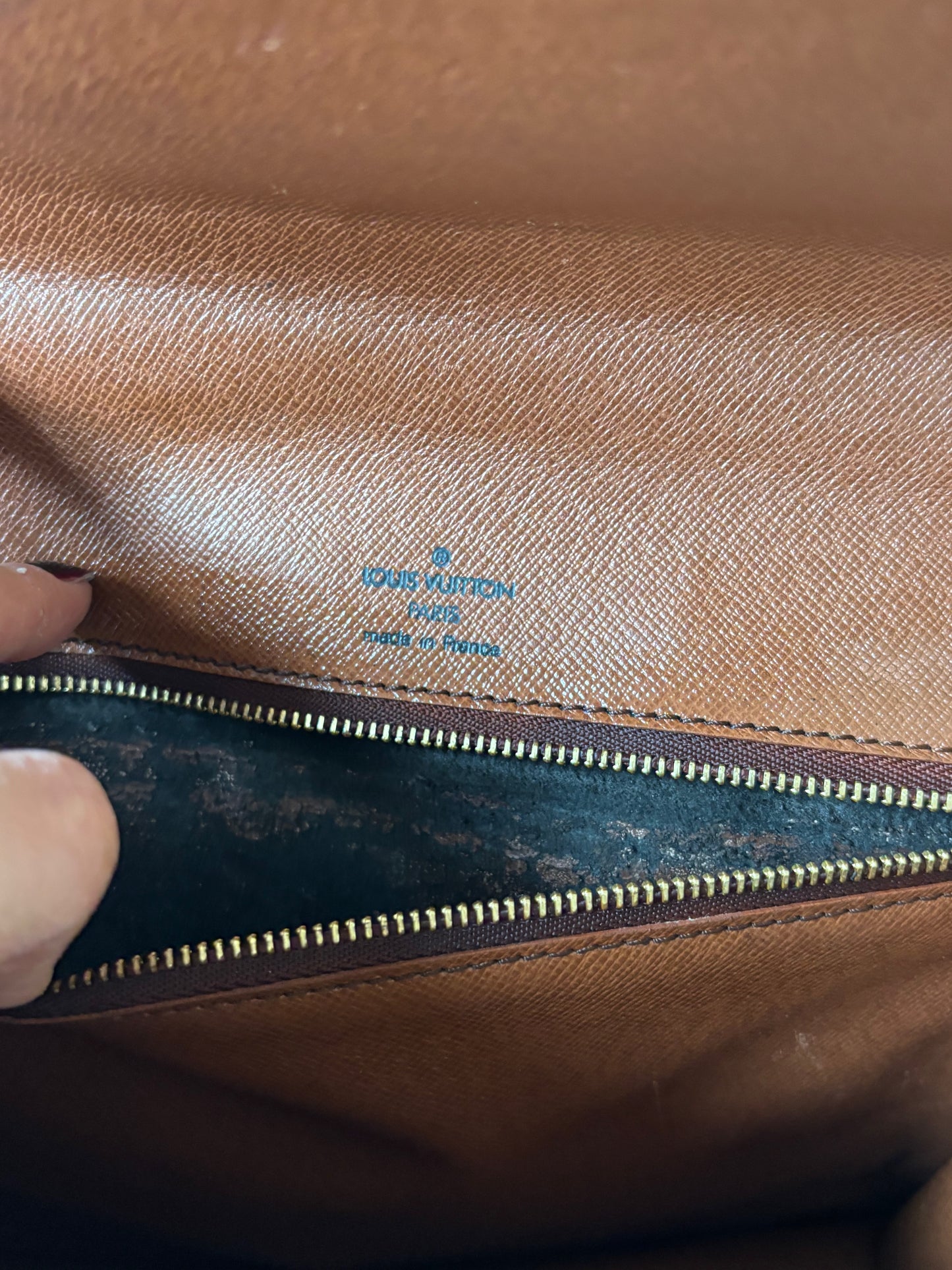 LOUIS VUITTON Sac Monceau
