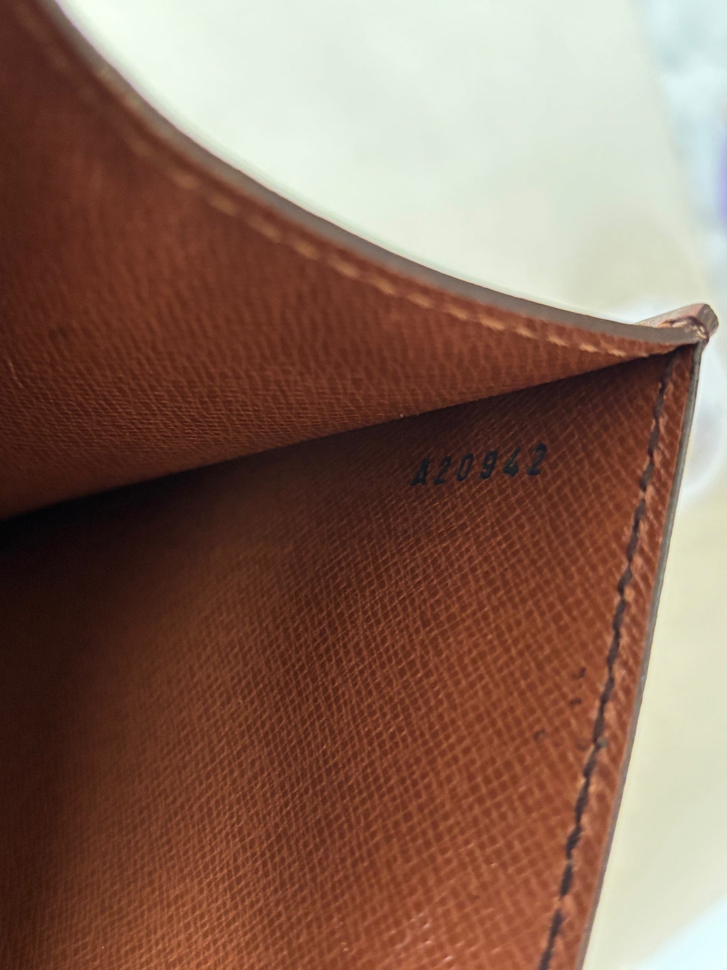 LOUIS VUITTON Sac Monceau