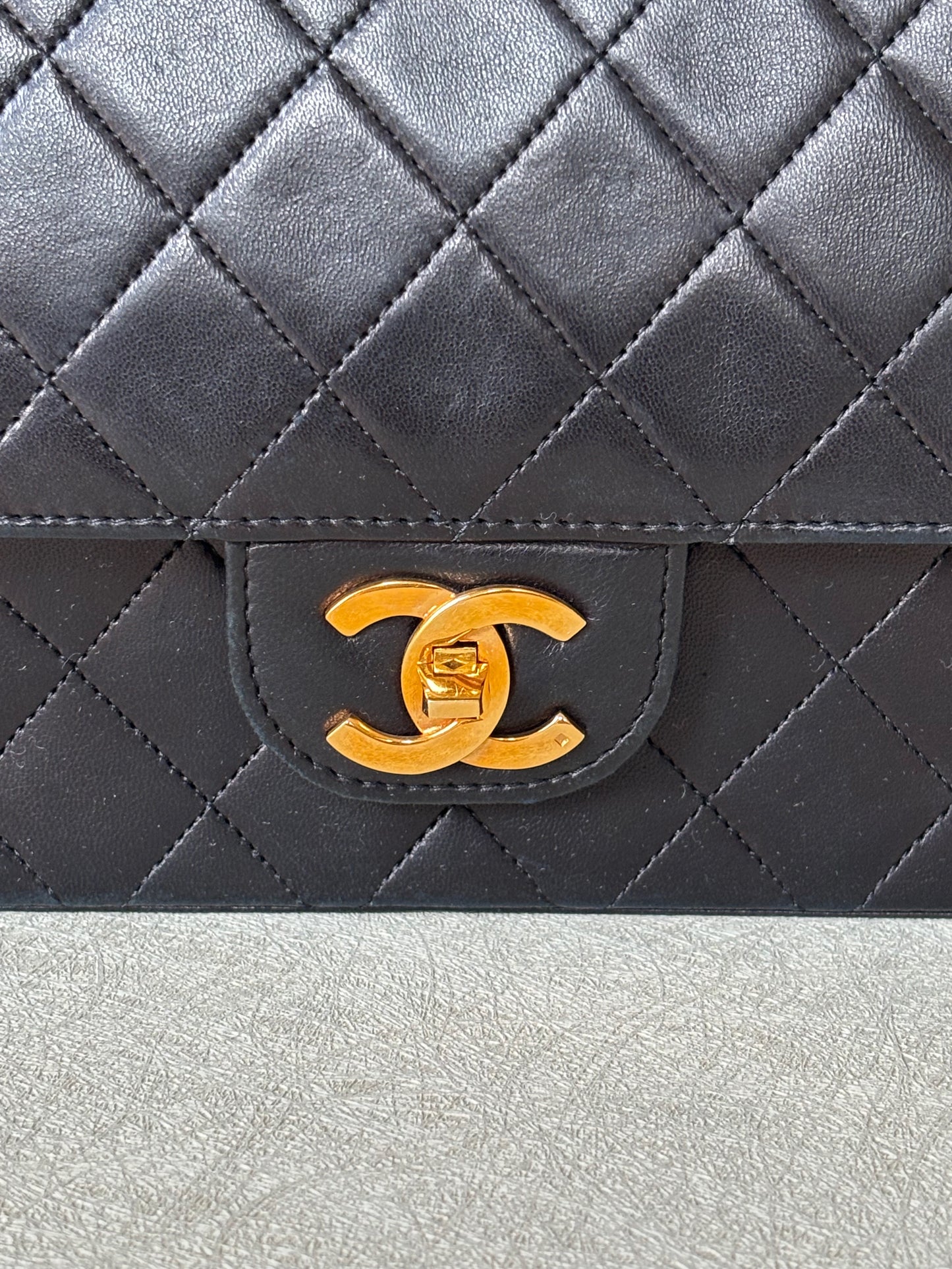 CHANEL Sac Timeless Classic 25