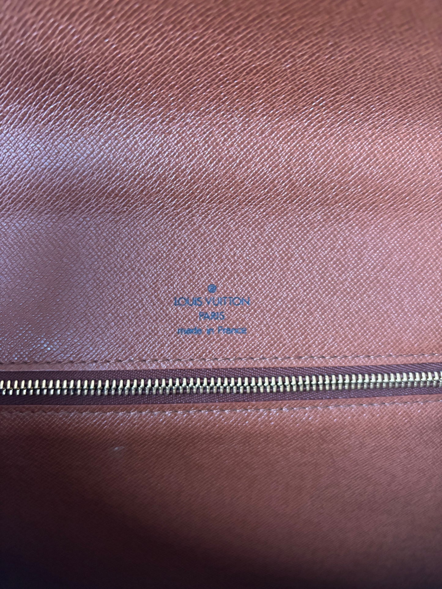 LOUIS VUITTON Sac Monceau 26