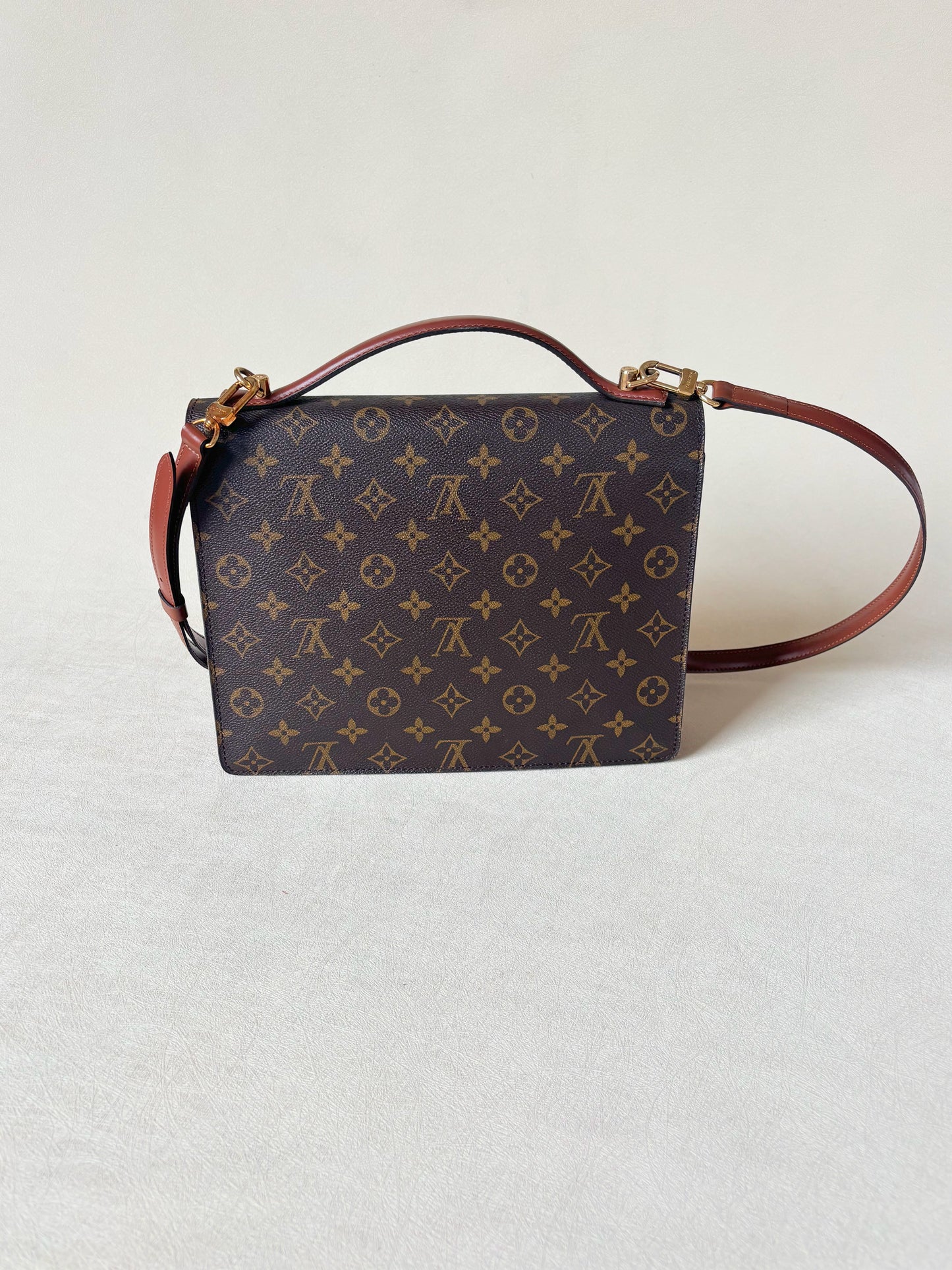 LOUIS VUITTON Sac Monceau 26