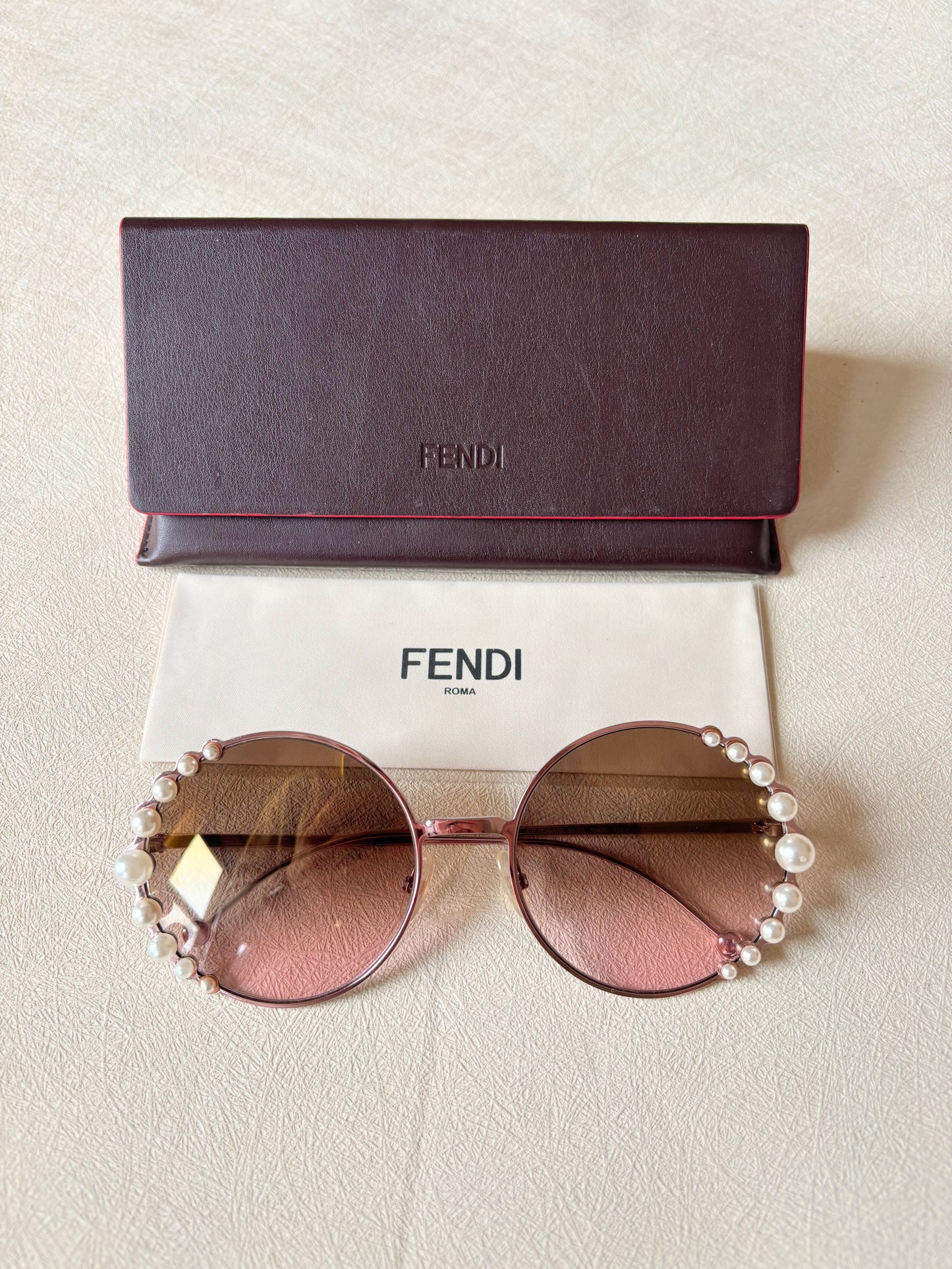 FENDI Lunettes de soleil Perles