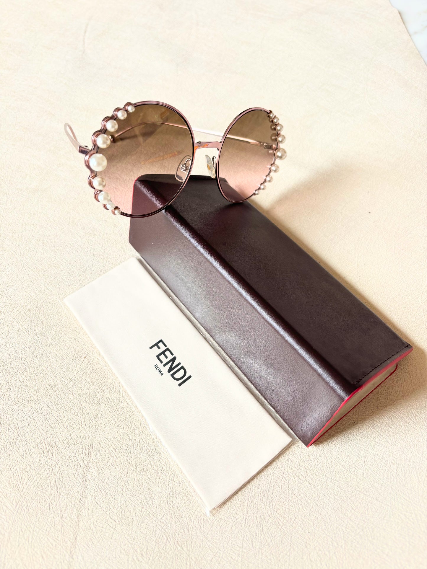 FENDI Lunettes de soleil Perles