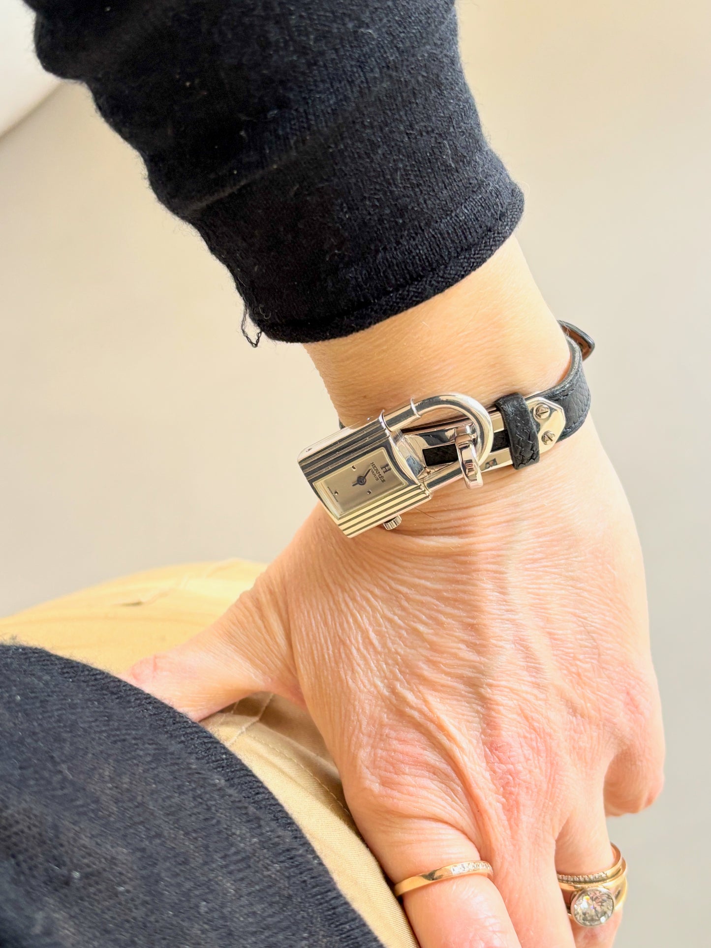 HERMÈS Montre Kelly Cadenas PM